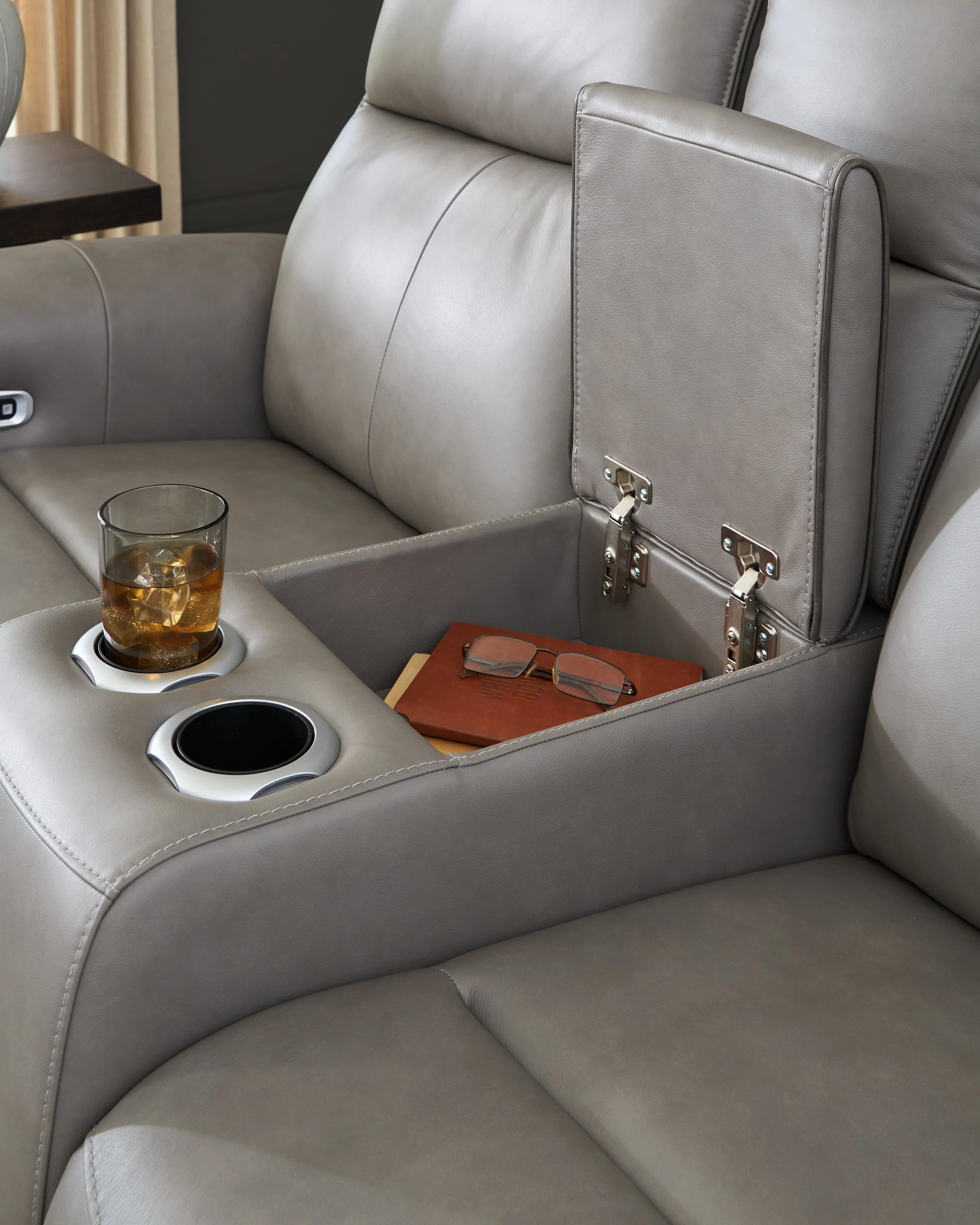 5Z-Comfort Coin Sofa and Loveseat - Image 4