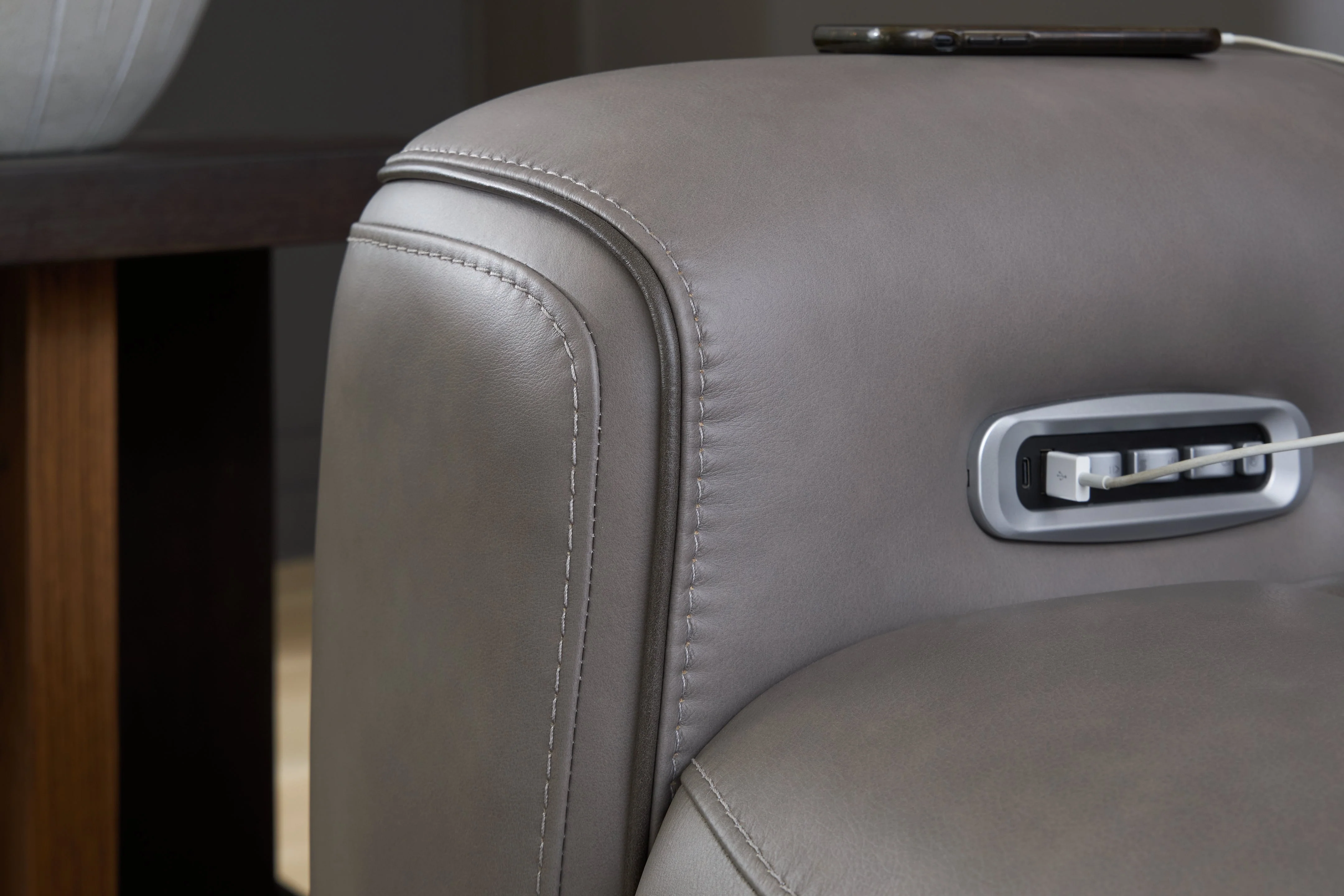 5Z-Relaxation Coin Dual Power Leather Reclining Sofa - Image 7