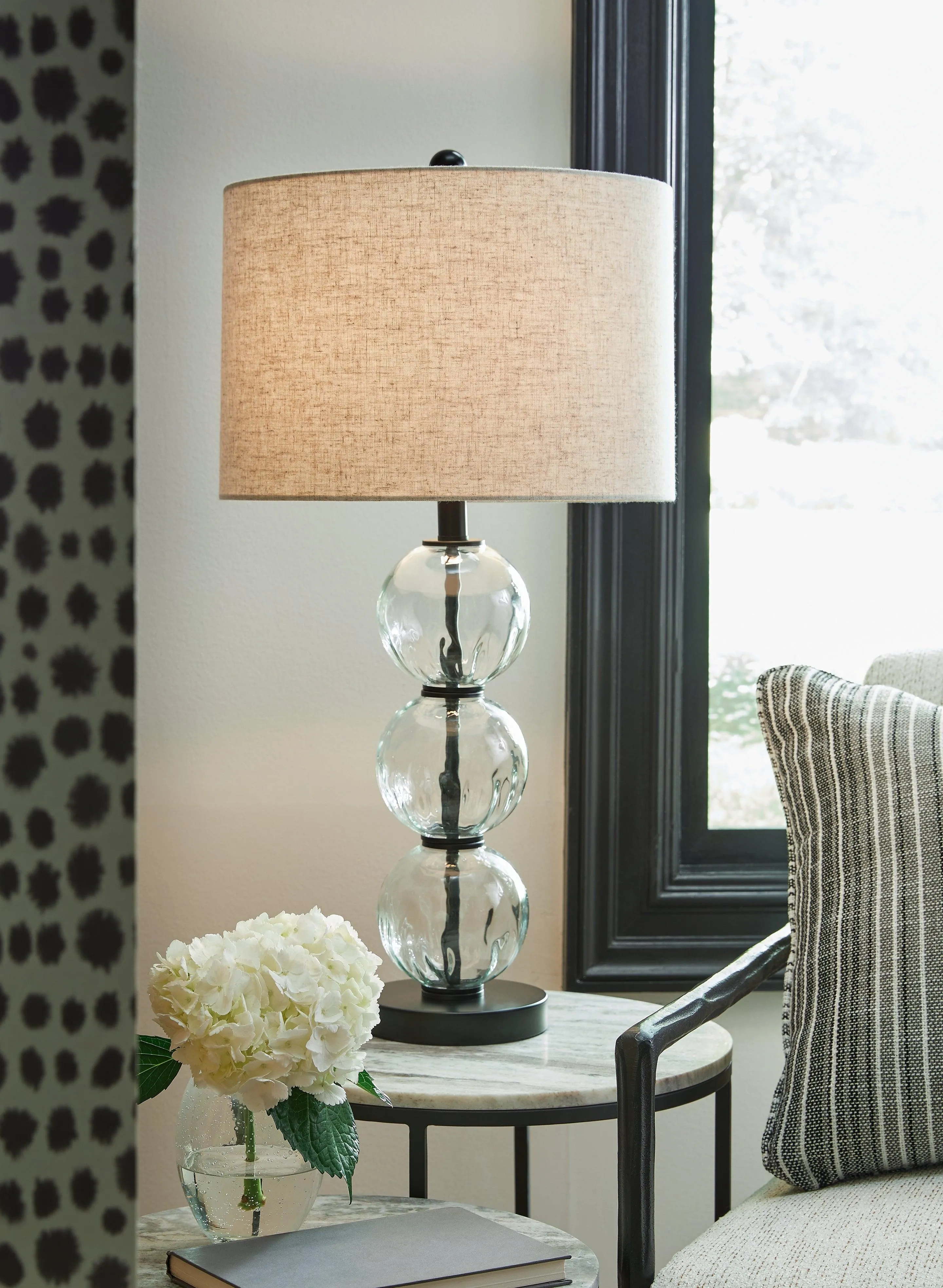 Airbal Clear/Black Table Lamp