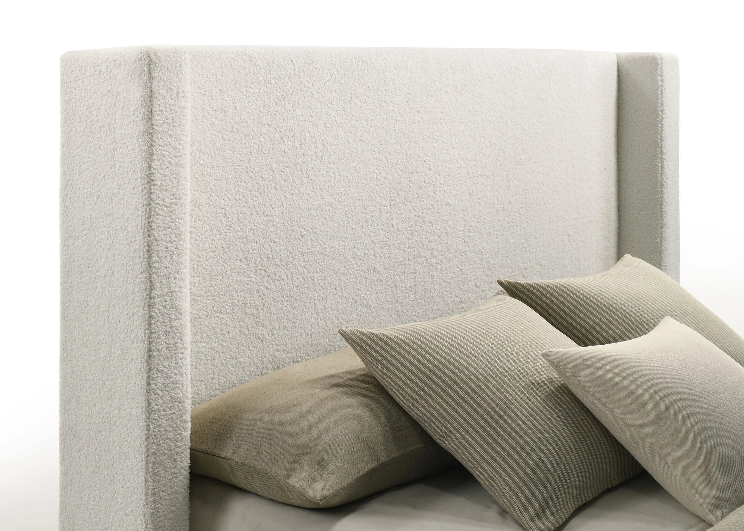 Alamosa White Boucle Upholstered Queen Wingback Bed - Image 5