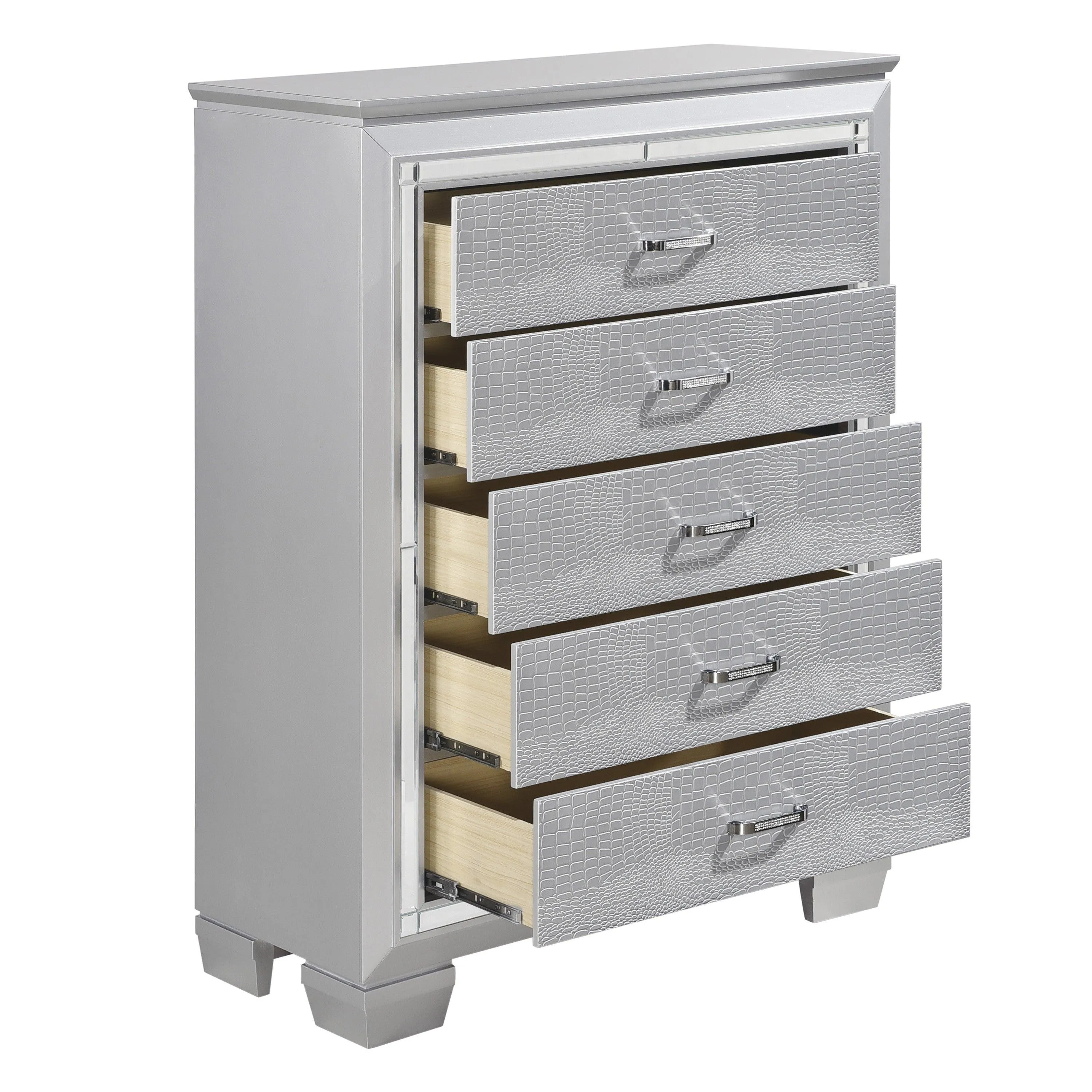 Allura Silver Chest - Image 4