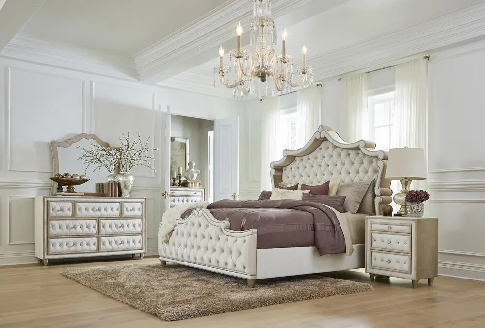 Antonella Ivory and Camel Tufted Upholstered Queen Bed - Image 4