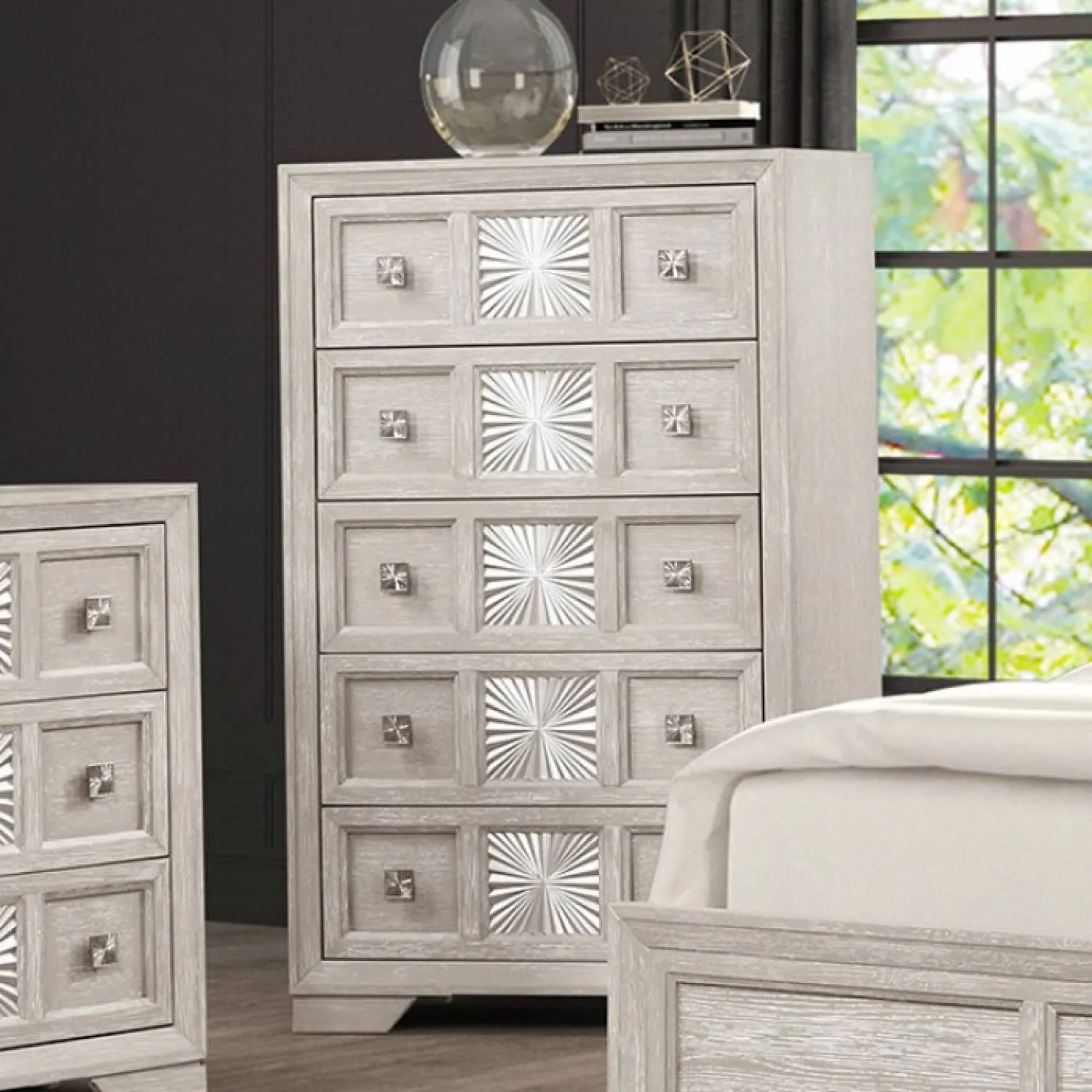 Argenthart Light Gray 5-Piece Queen Bedroom Set - Image 6