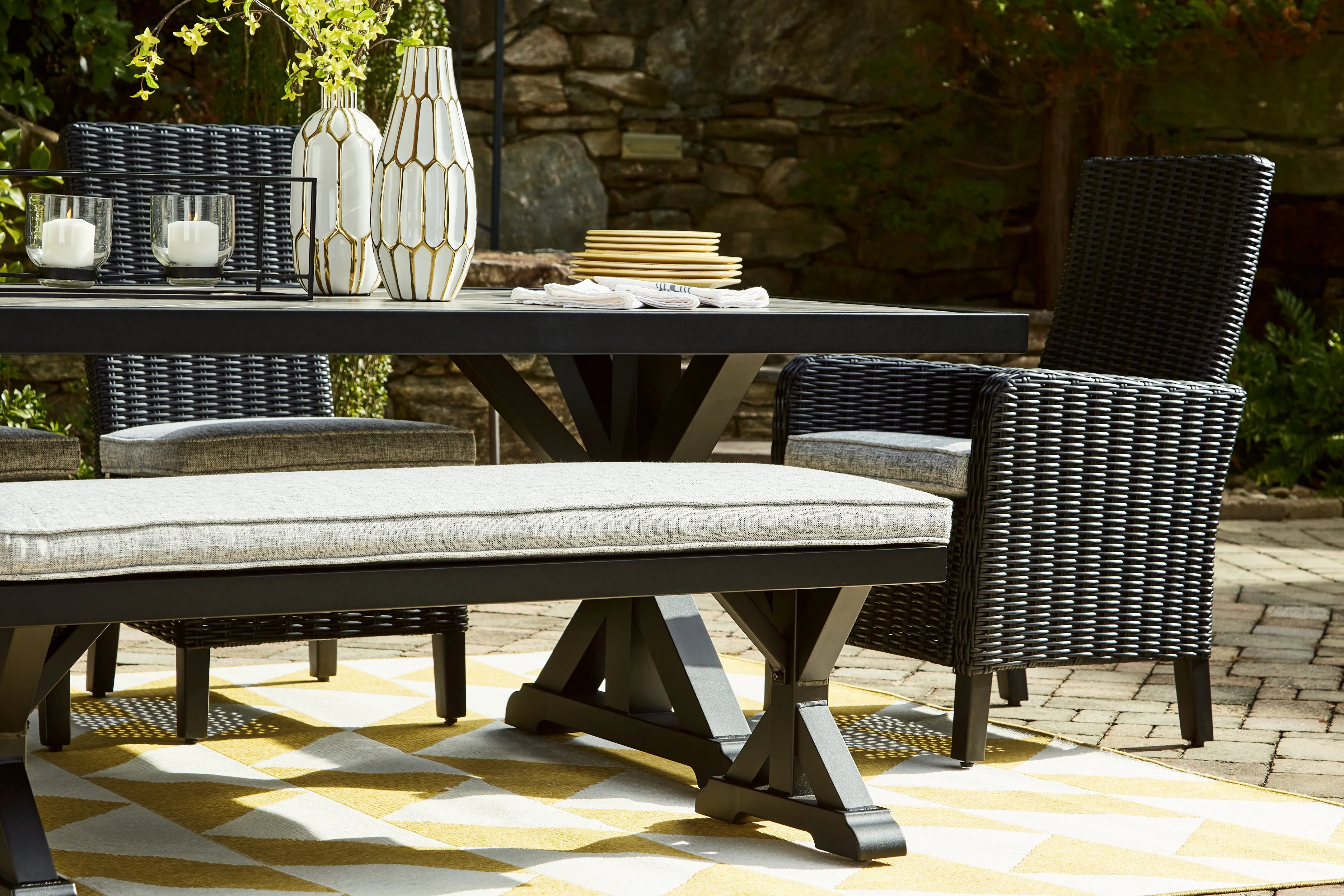 Beachcroft Black/Light Gray Outdoor Dining Set - Image 3