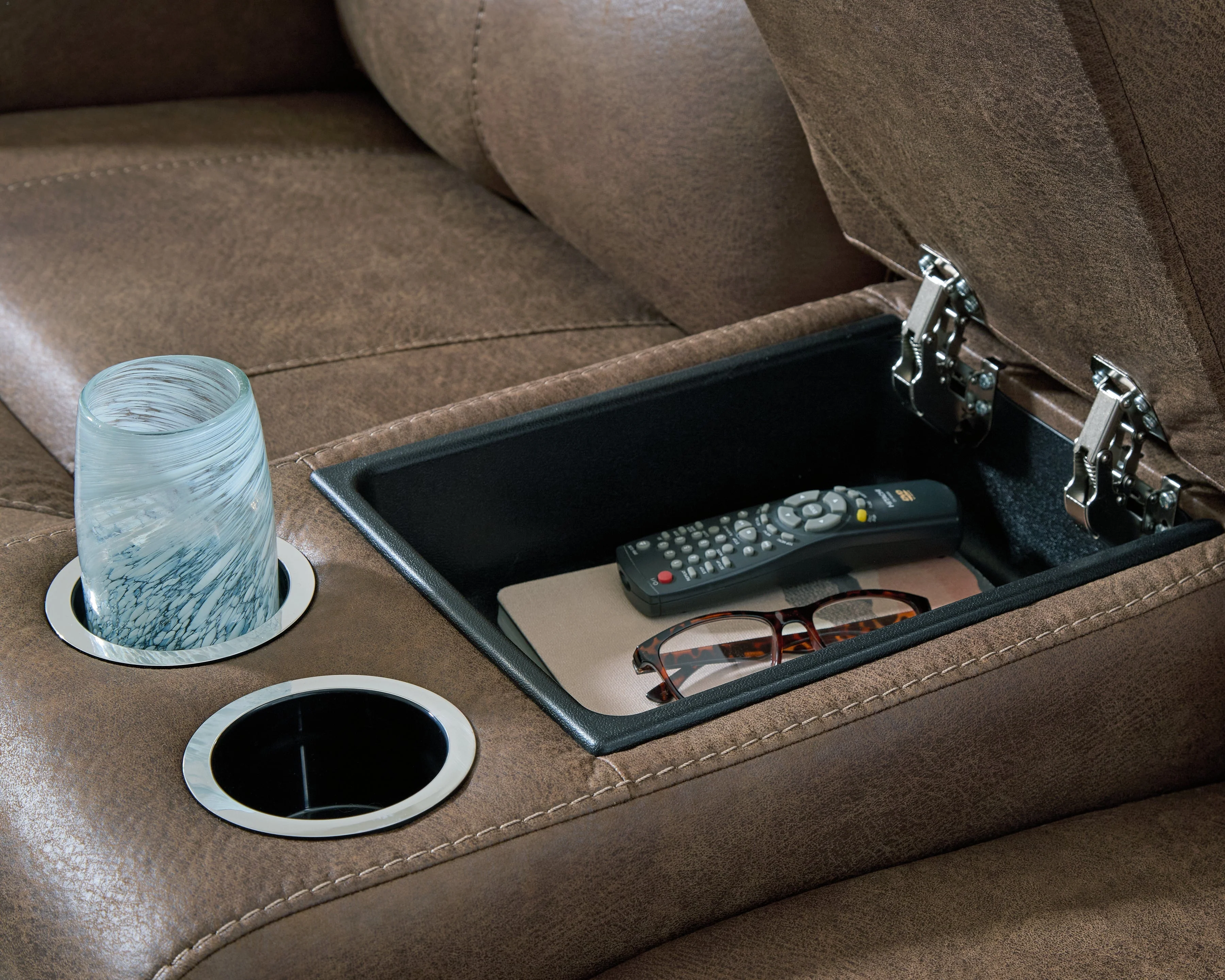 Beckley Place Earth Power Reclining Loveseat with Console - Image 7