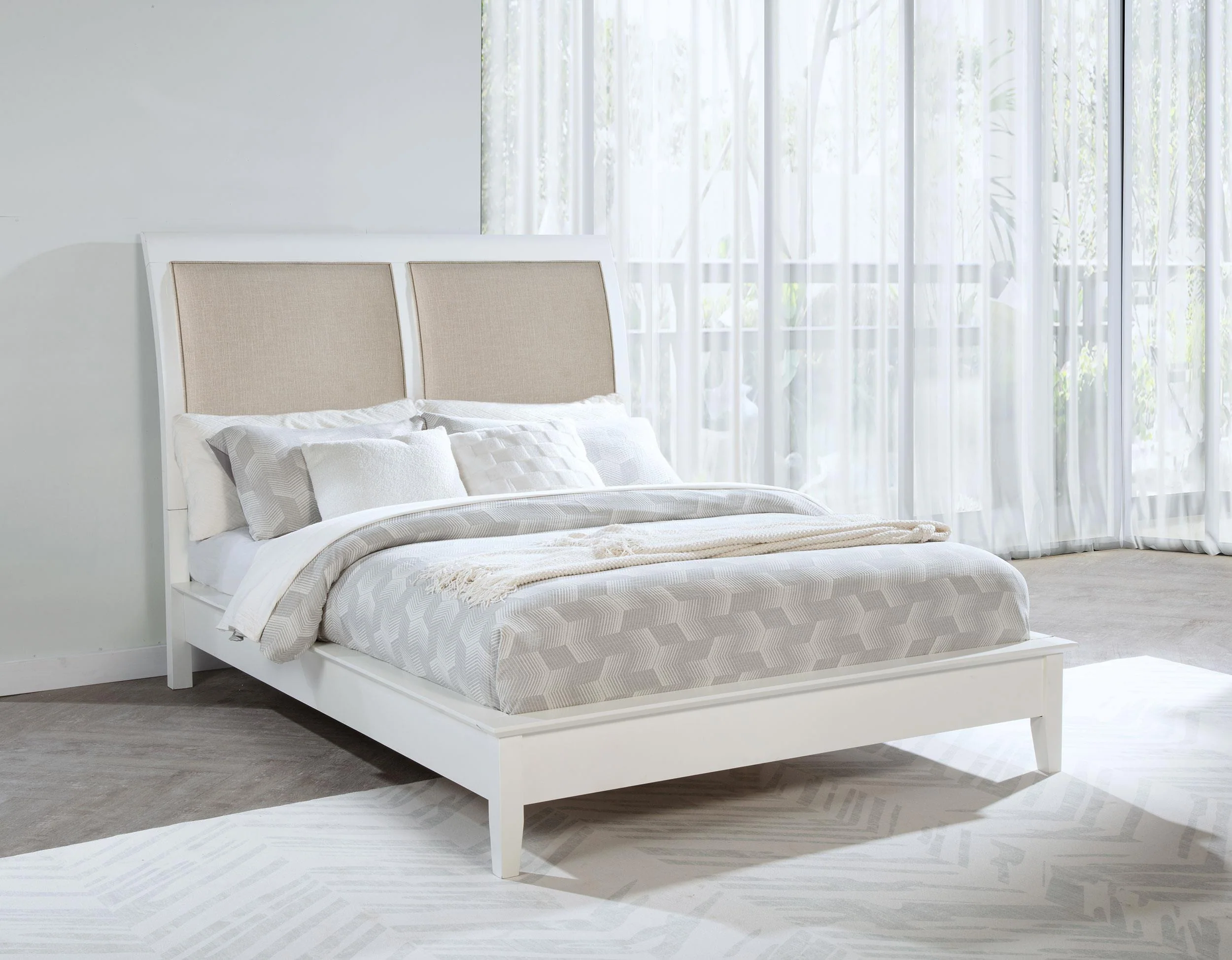 Bexhill White 56-inch Upholstered Eastern King Panel Bed