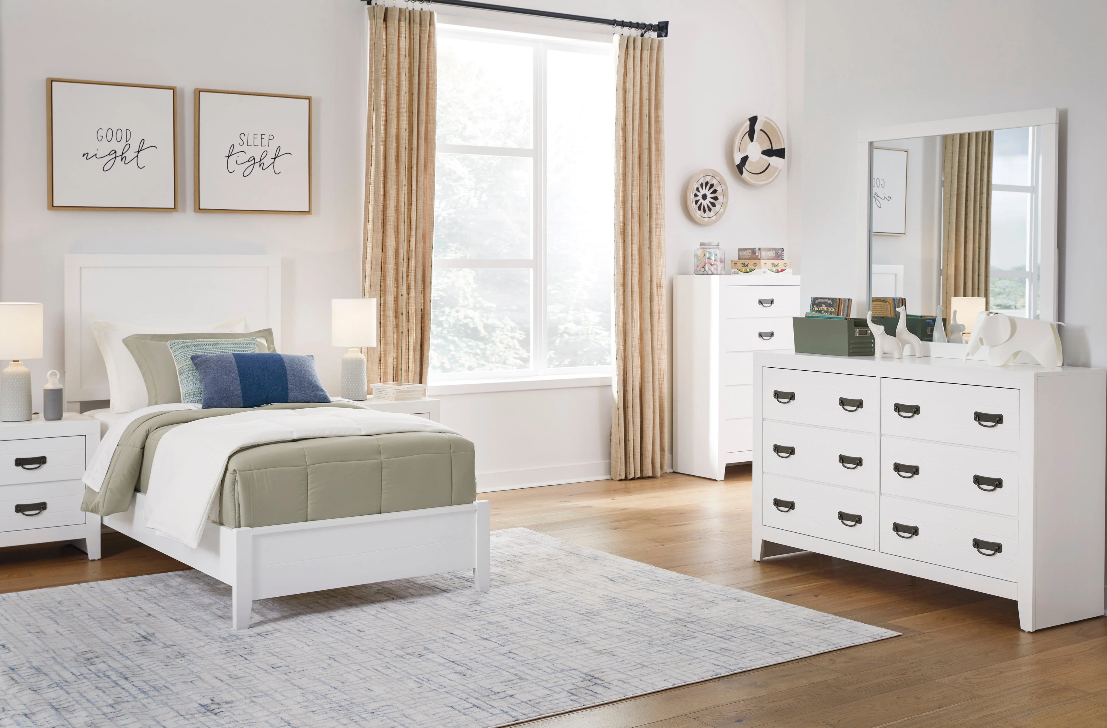 Binterglen White Panel Youth Bedroom Set - Image 6