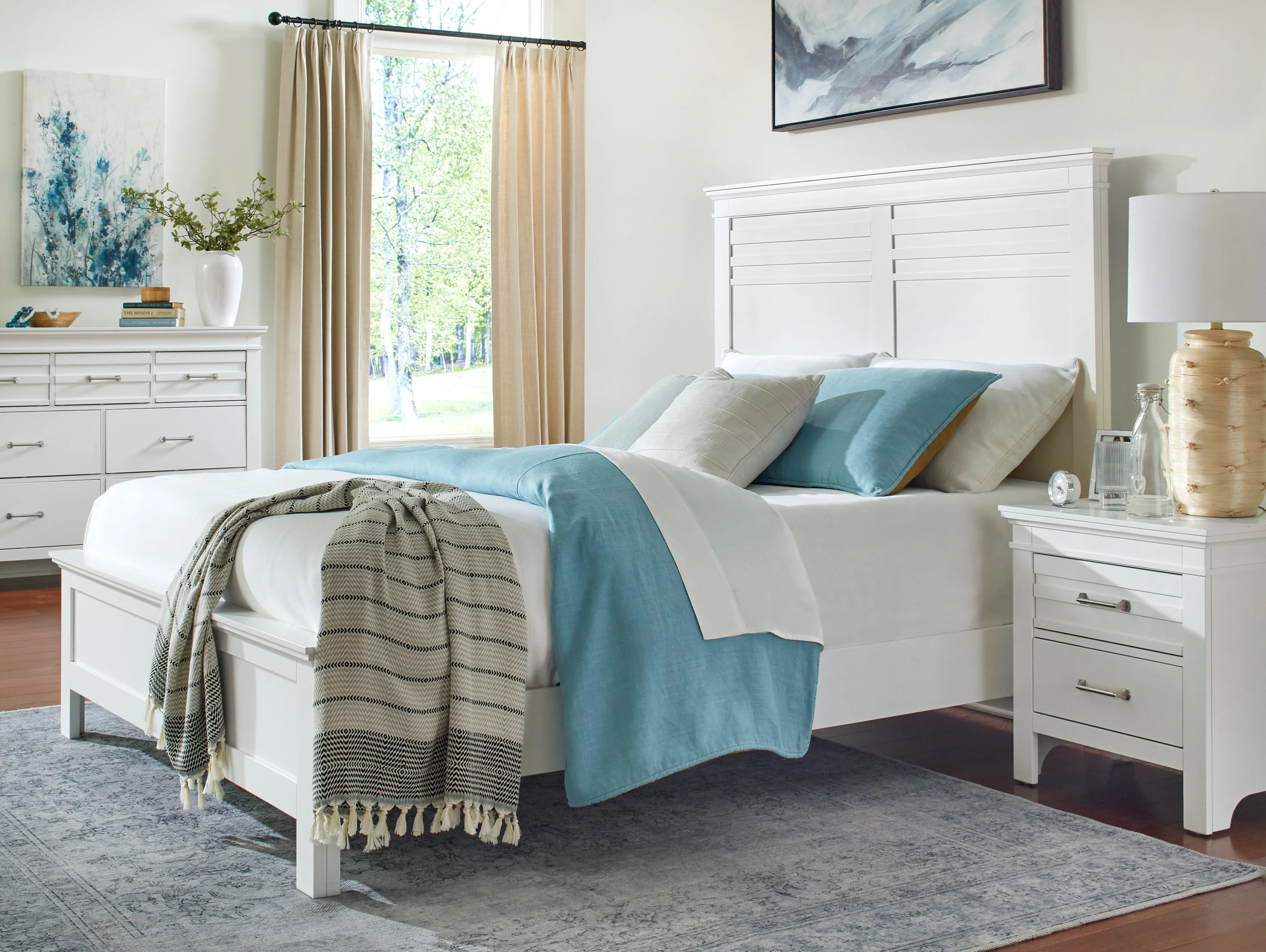 Blaire Farm White California King Bed - Image 5