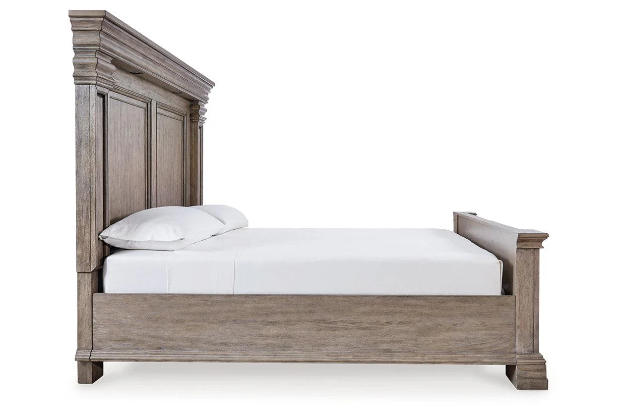 Blairhurst Light Grayish Brown California King Panel Bed - Image 4