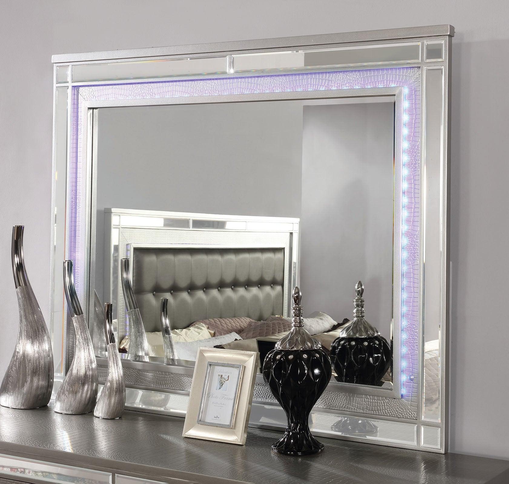 Brachium Silver Mirror - Image 2