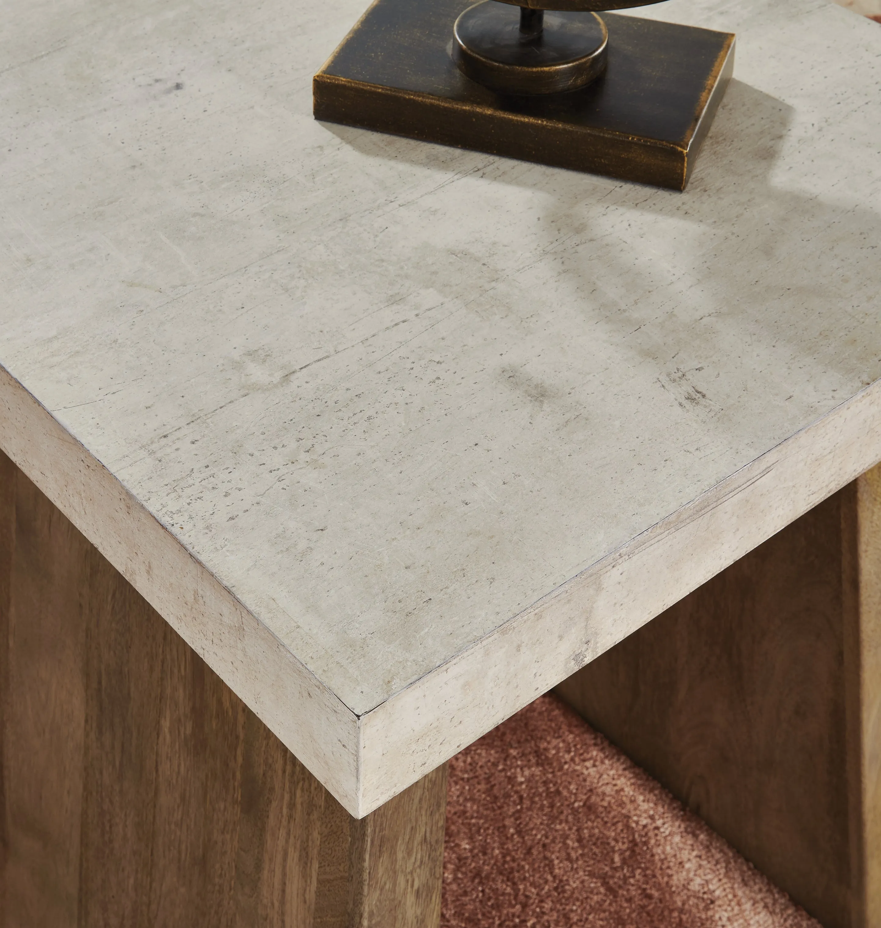 Brendalhouse Light Brown End Table - Image 5