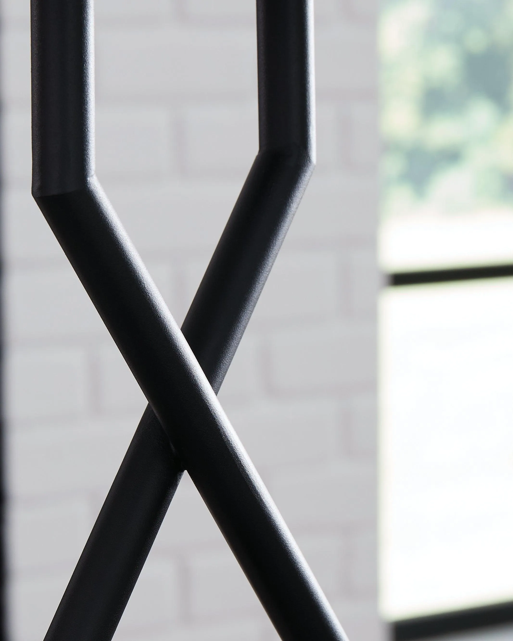 Brookthrone Black Table Lamp - Image 3