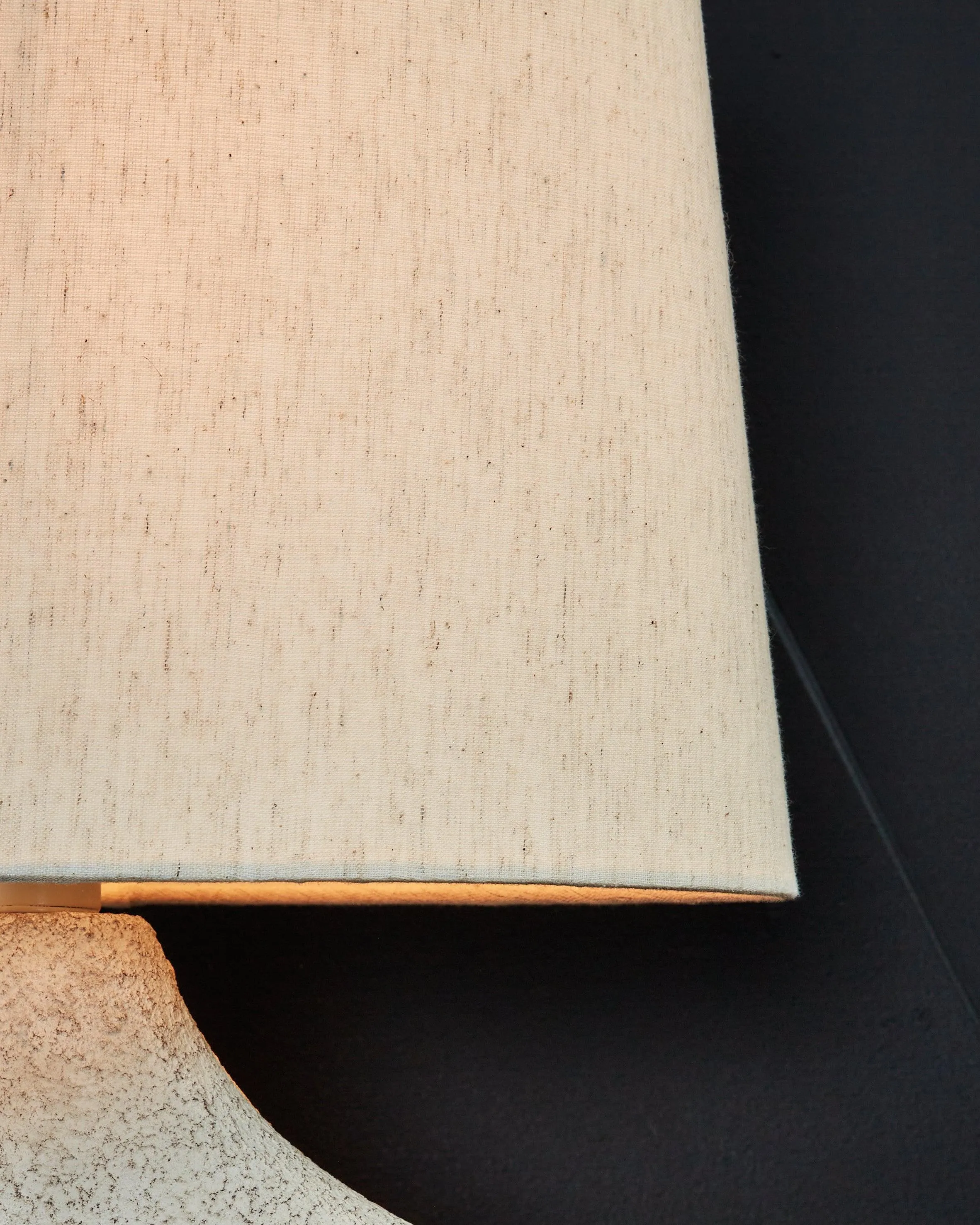 Chadrich Antique Beige Table Lamp - Image 3