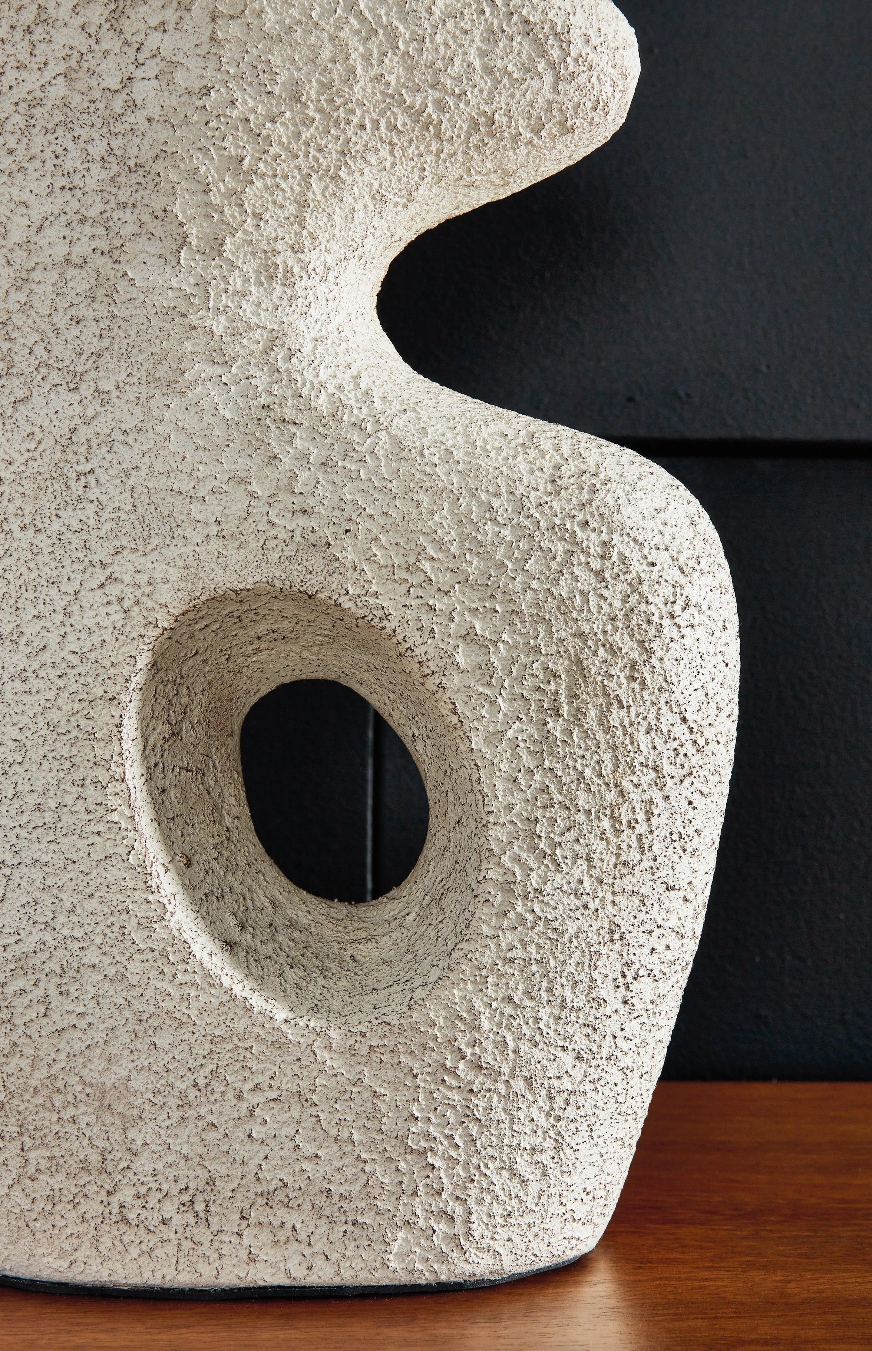 Chadrich Antique Beige Table Lamp - Image 4