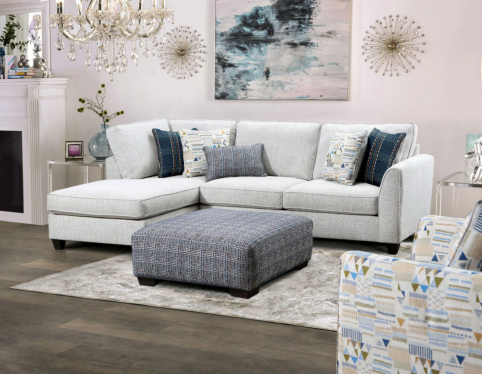 Chepstow Sectional In Cream