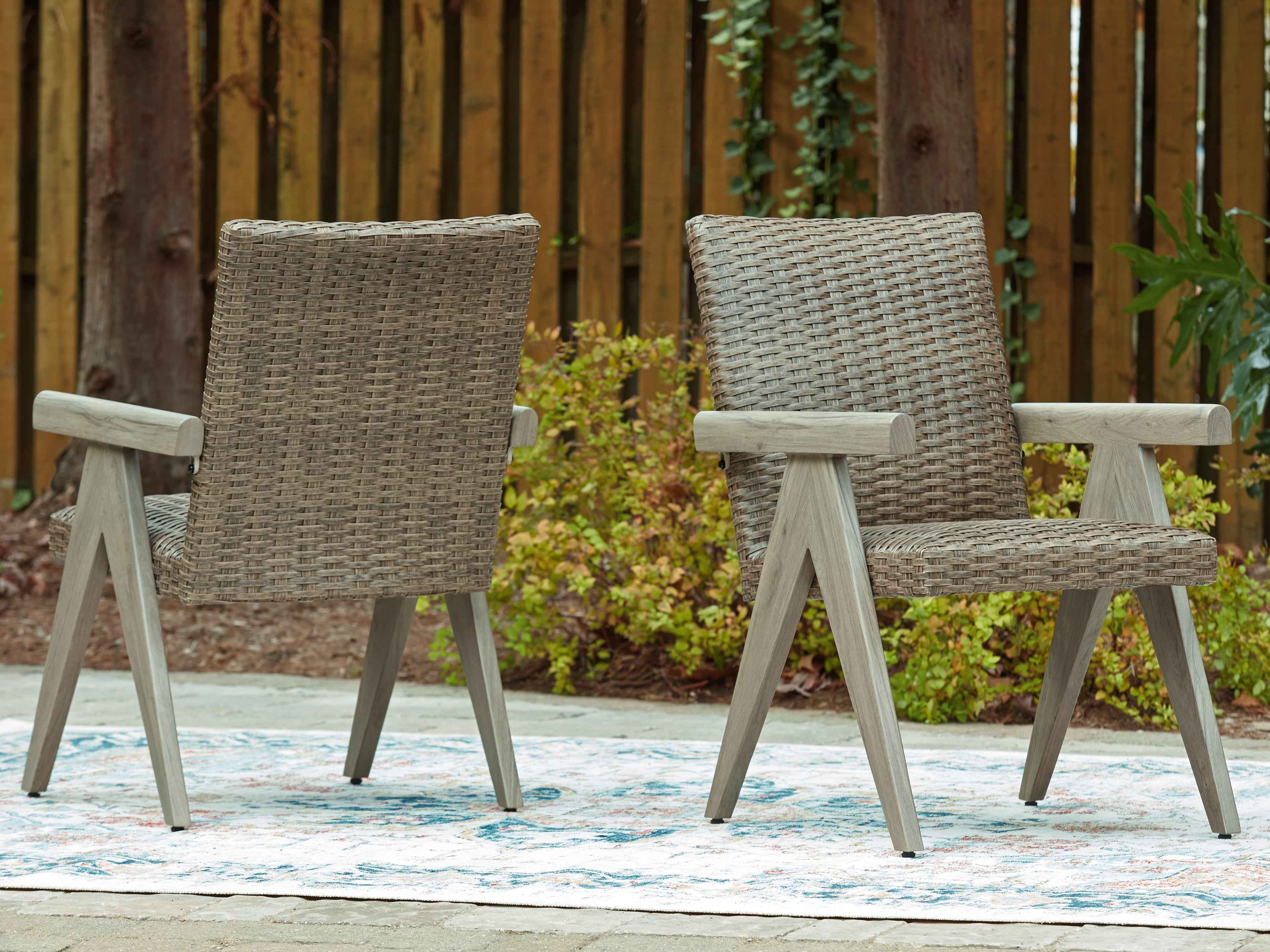 Cliff Trails Beige Outdoor Arm Chair