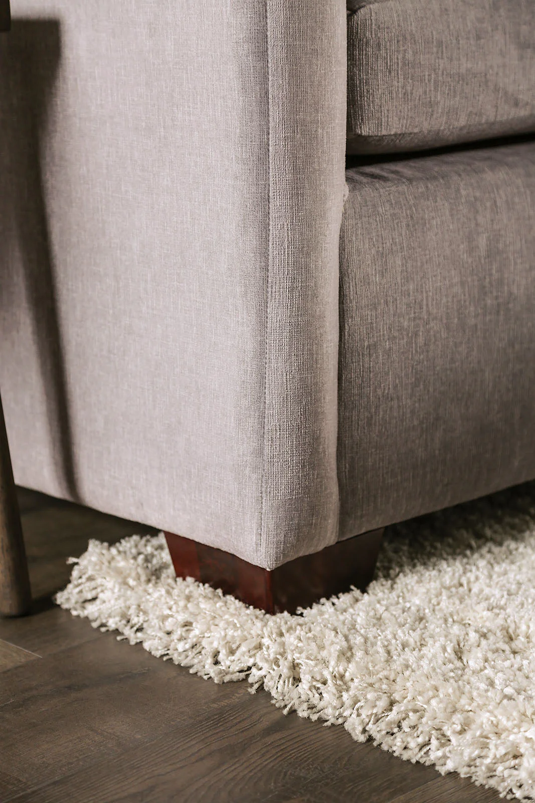 Cramlington Light Gray Sectional - Image 3