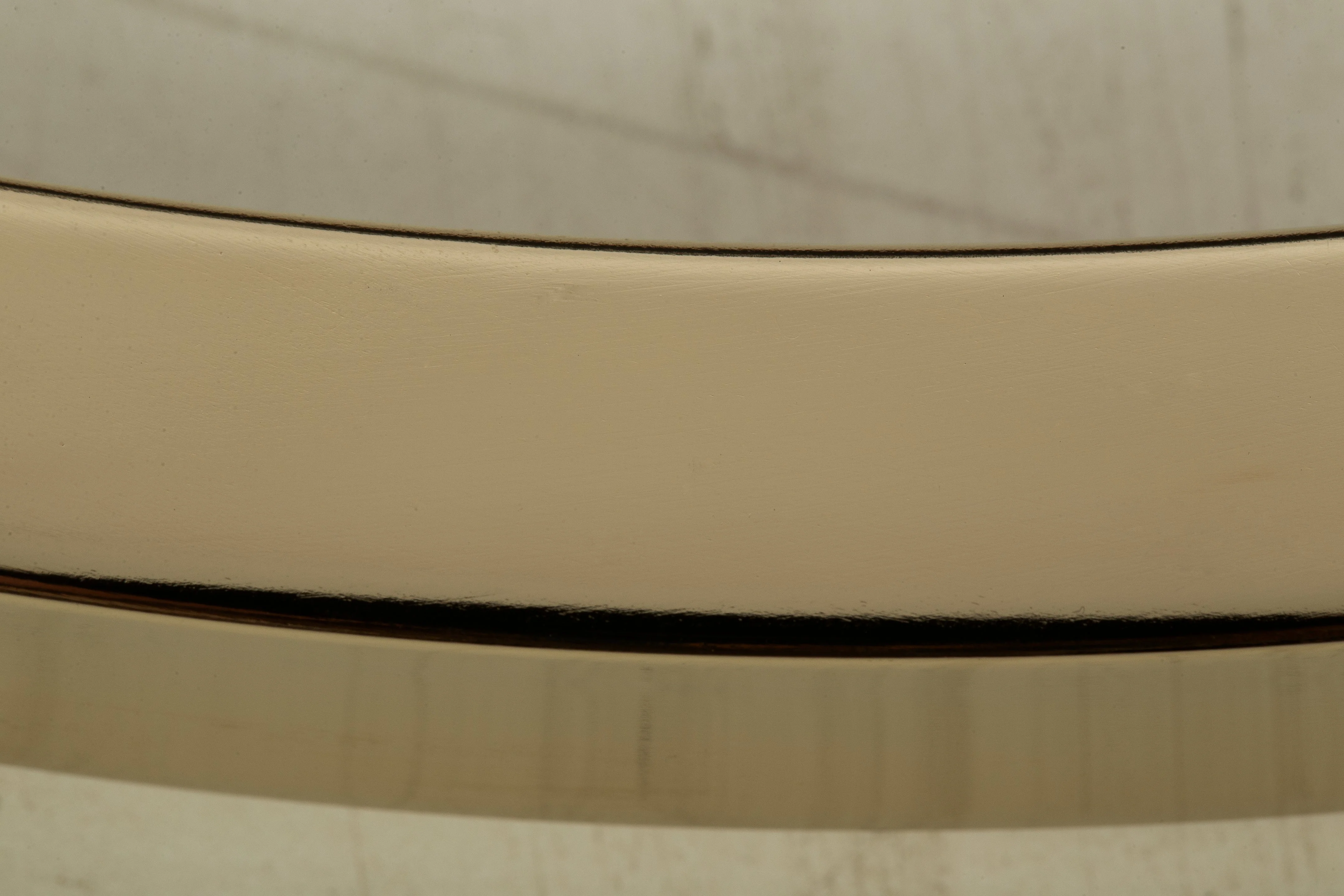 Crimonti Champagne Table - Image 4