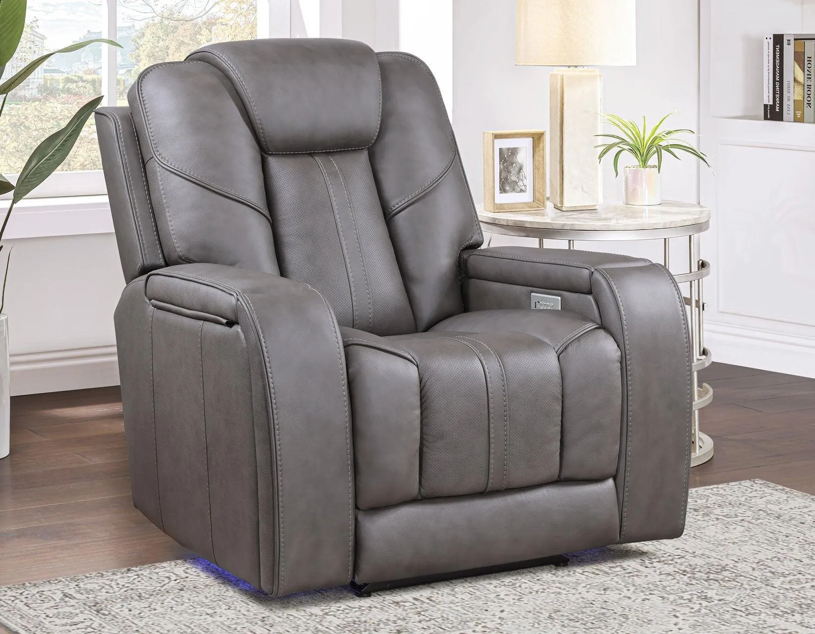 Daniel Triple Power Home Theater Leather Recliner with Built-in Speakers - Image 2