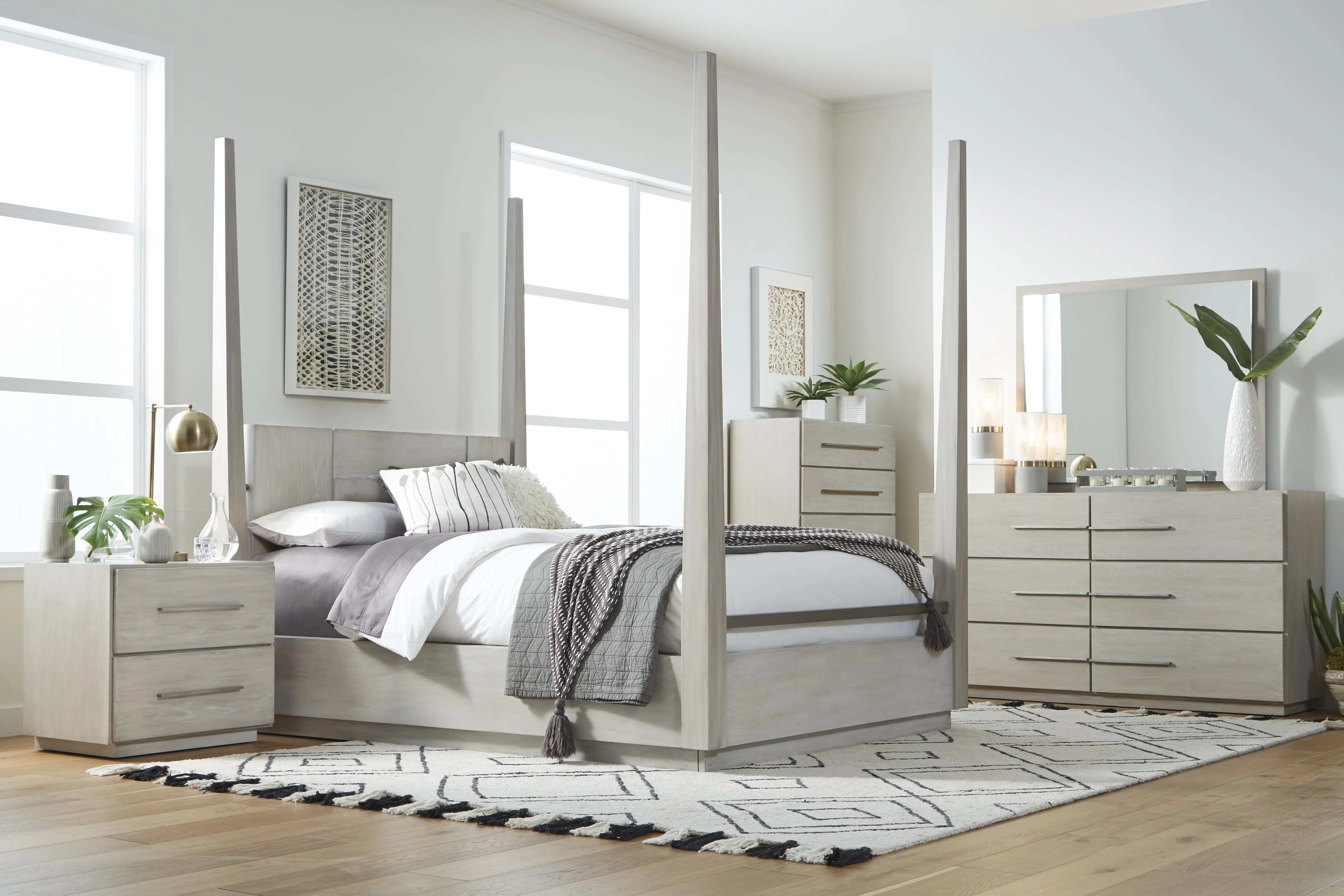Destination Wood Queen Poster Bed in Cotton Grey - Image 2