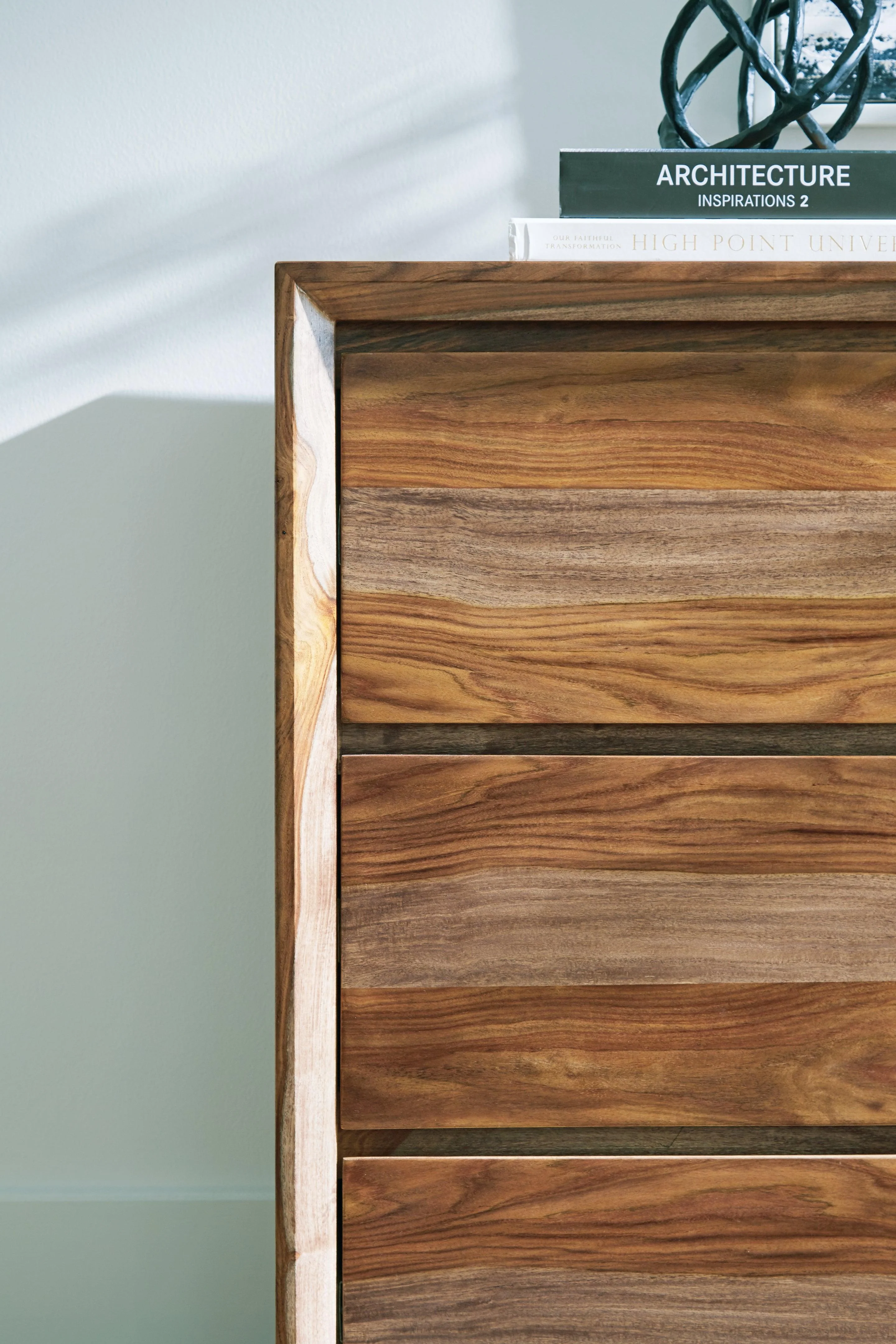 Dressonni Brown Dresser - Image 6