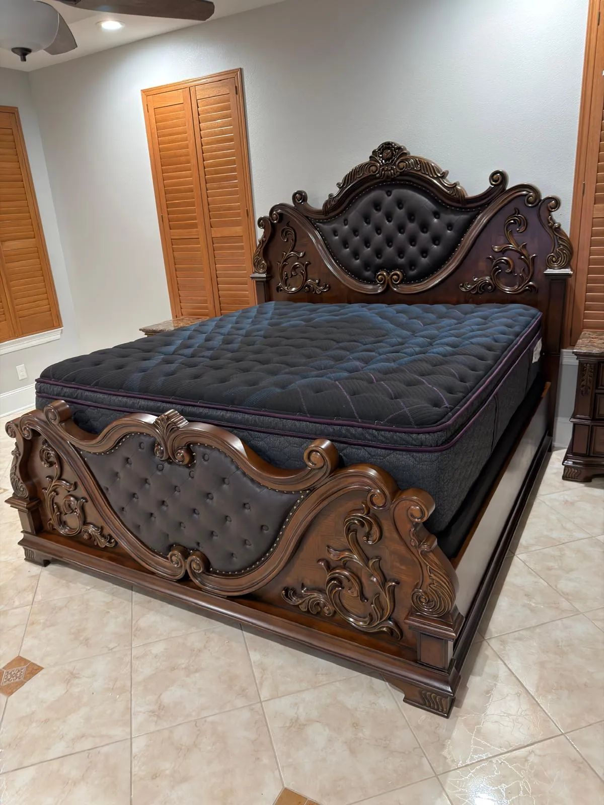 Esparanza Brown Cherry California King Bed - Image 4