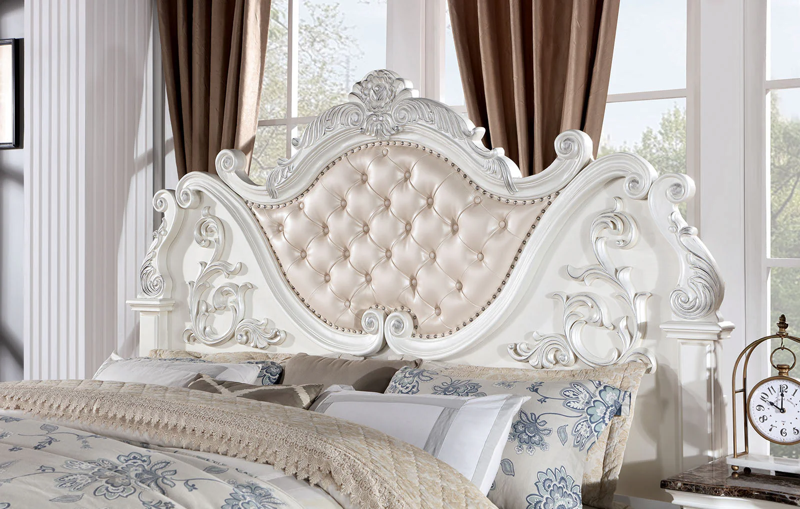Esparanza Pearl White 4-Piece Queen Bedroom Set - Image 3