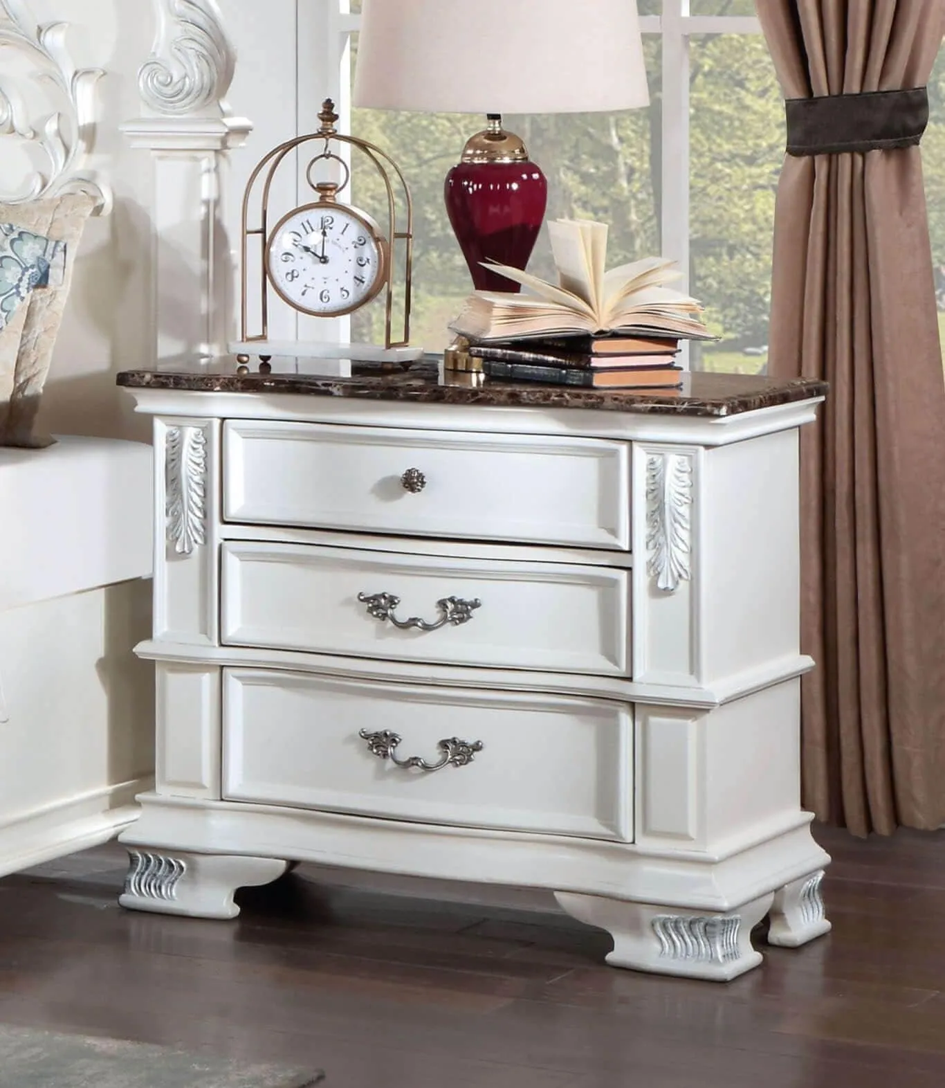 Esparanza Pearl White Bedroom Set - Image 5