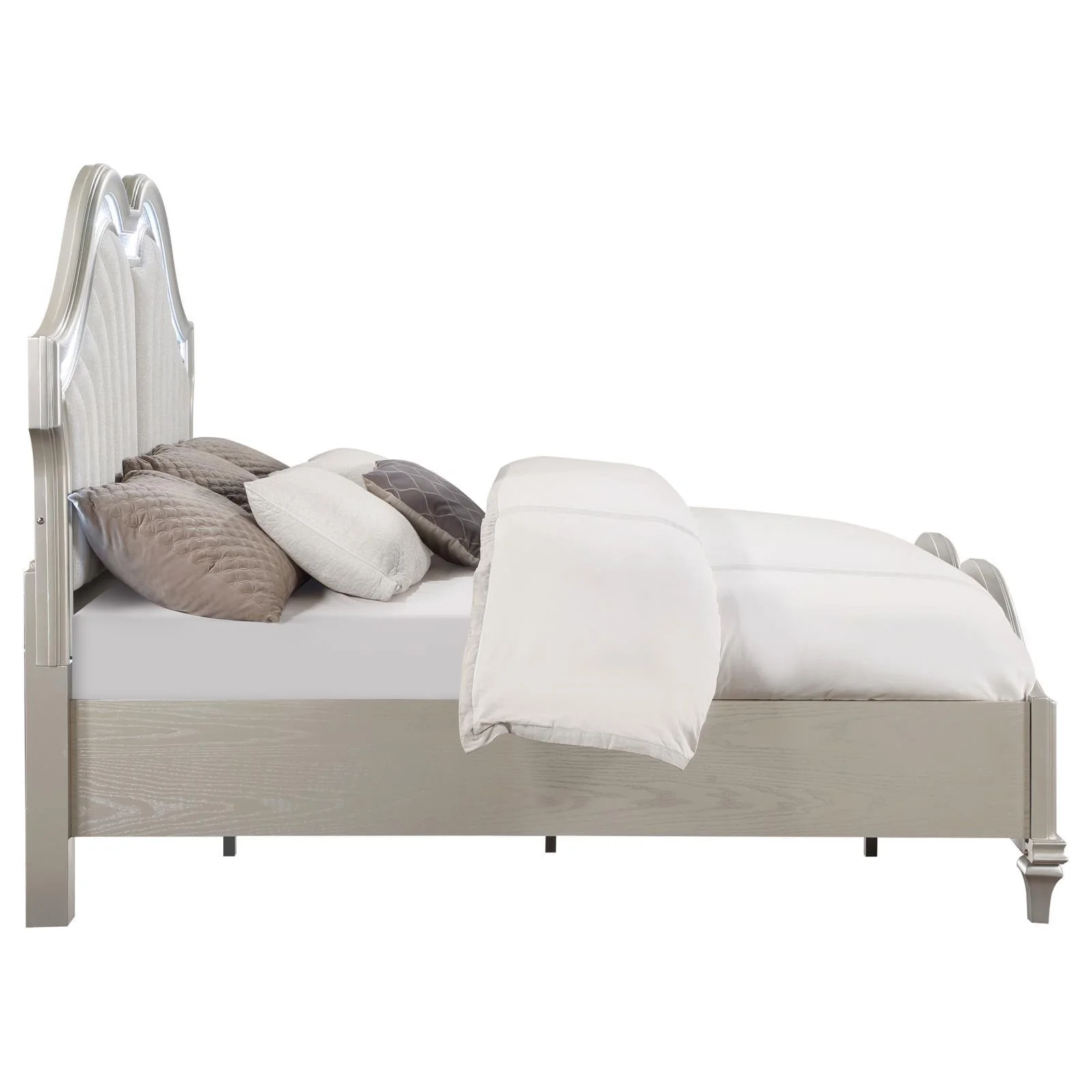 Evangeline Ivory/Silver Oak Tufted Upholstered Platform Eastern King Bed - Image 6