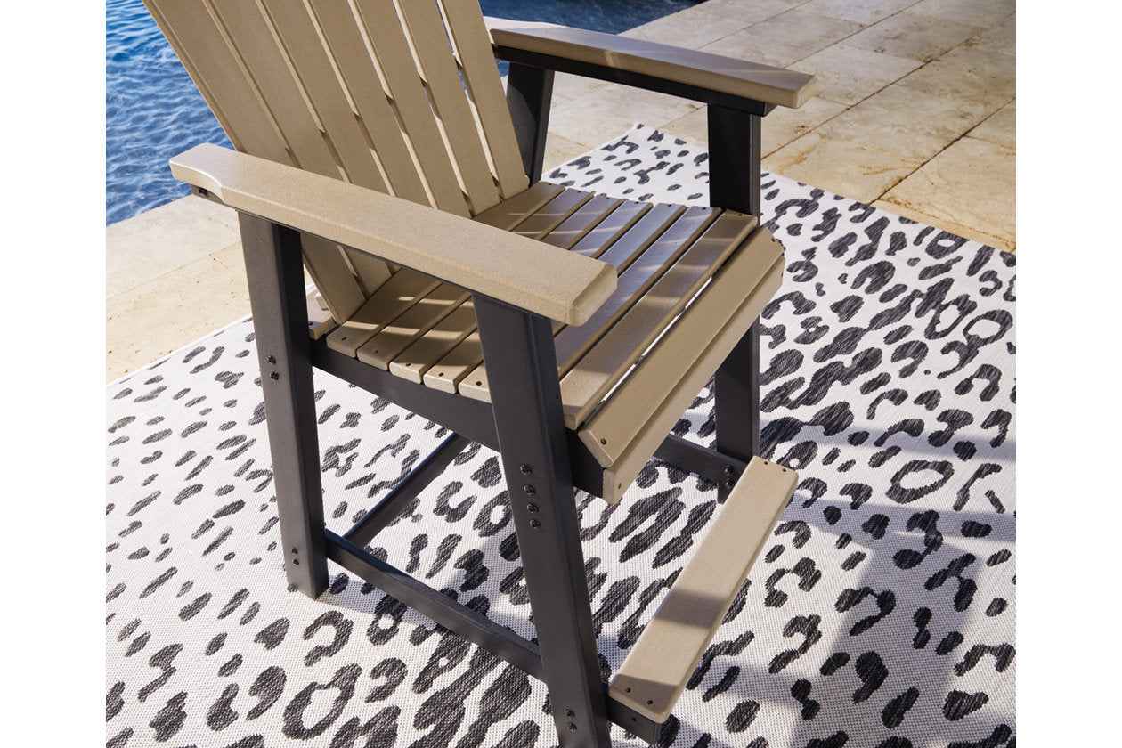 Fairen Trail Black/Driftwood Outdoor Counter Height Dining Table with 2 Barstools - Image 5