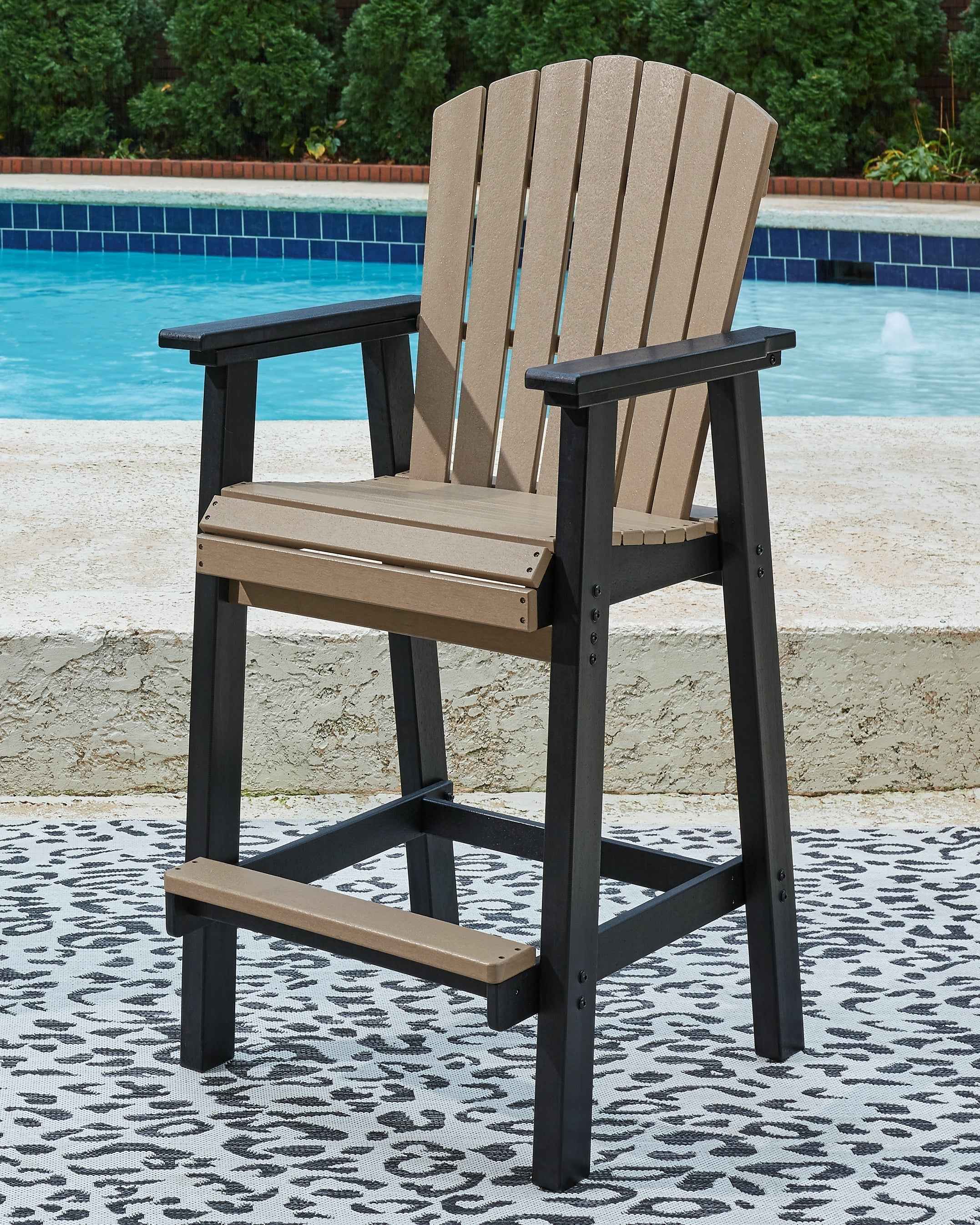 Fairen Trail Black/Driftwood Outdoor Counter Height Dining Table with 2 Barstools - Image 24