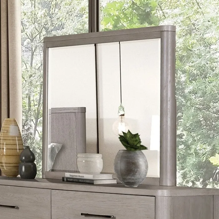 Fareham Oak 5-Piece Queen Bedroom Set - Image 5
