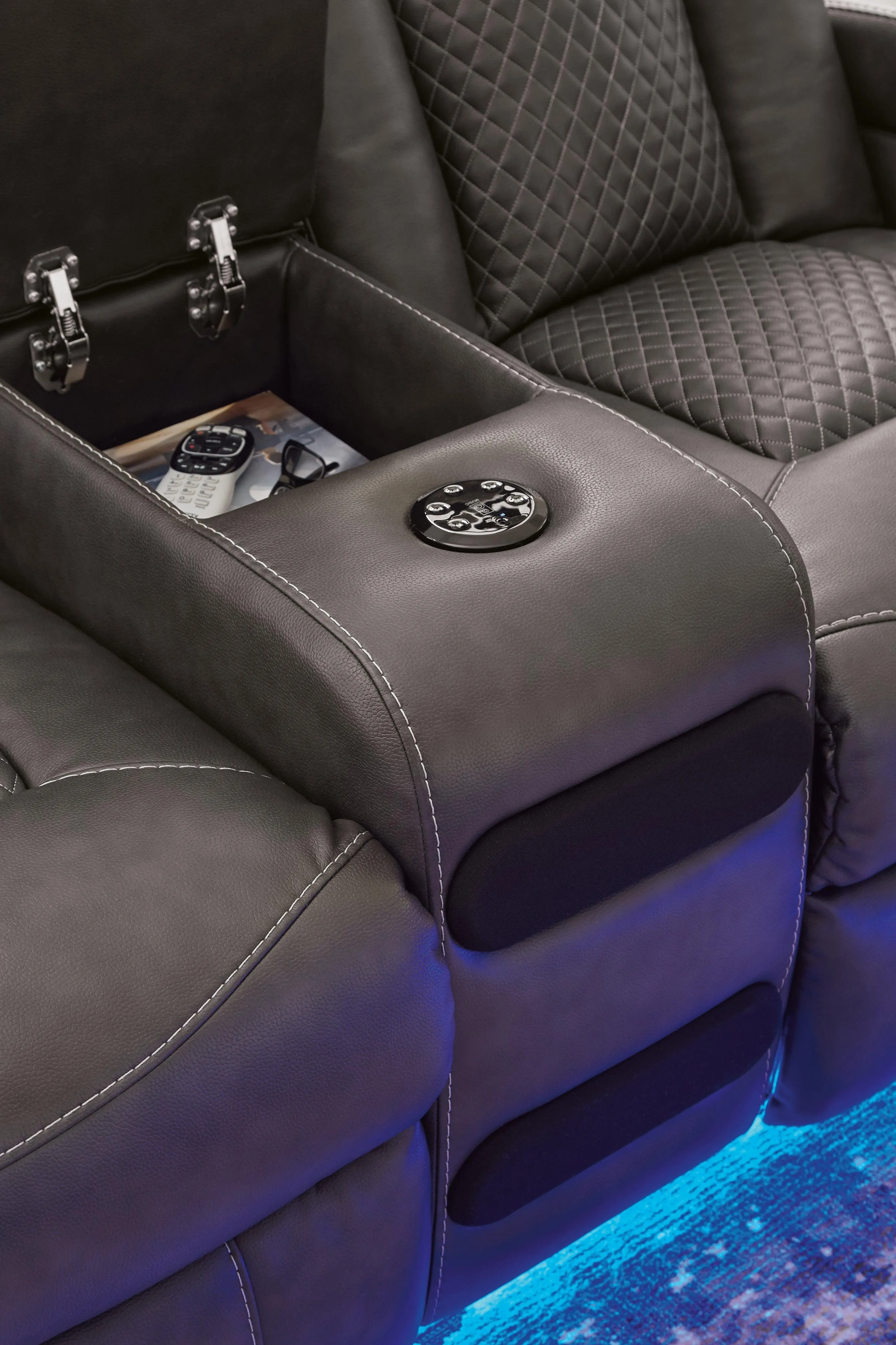 Fyne-Dyme Shadow Dual Power Reclining Loveseat with Audio Console - Image 8
