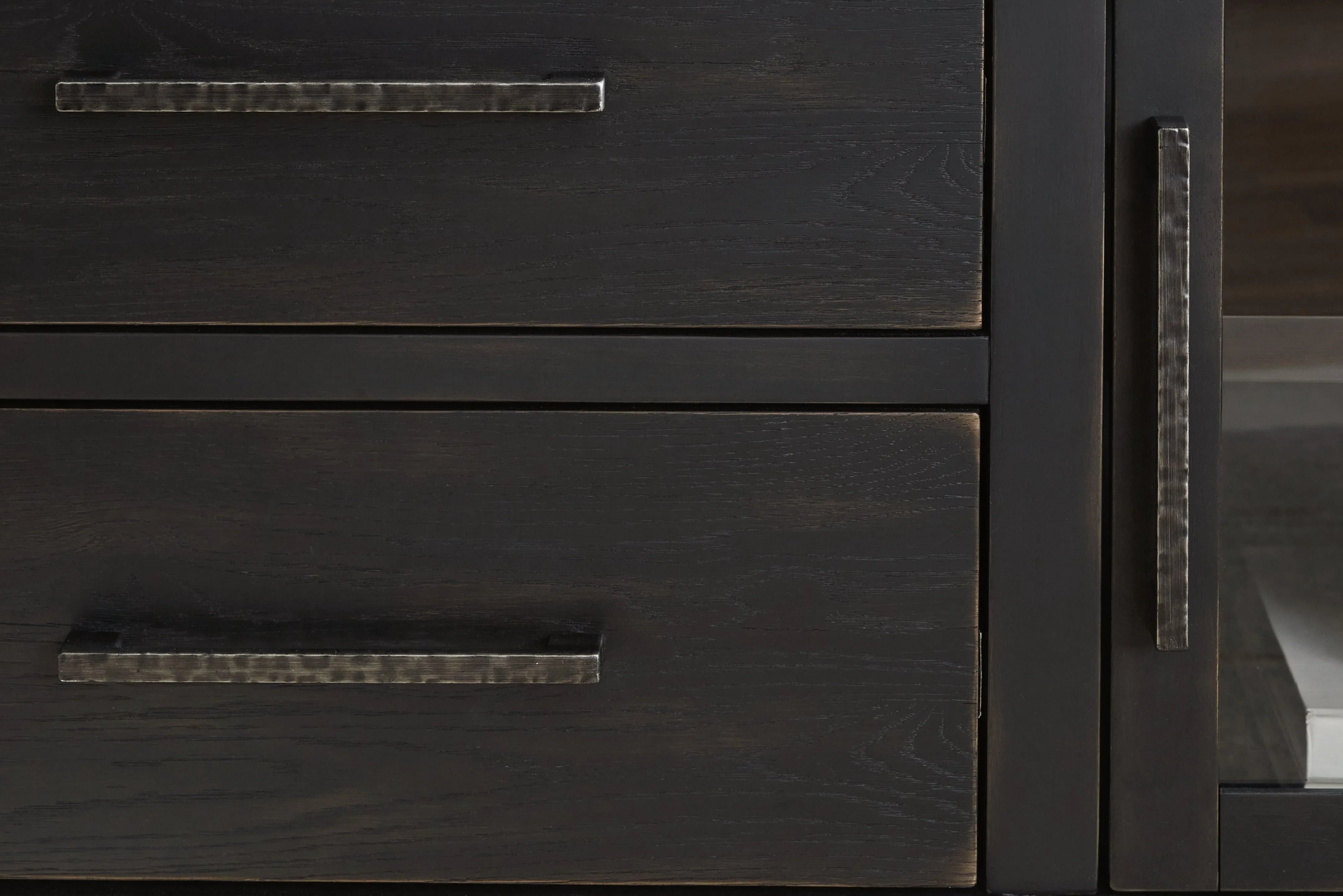 Galliden Black 80" TV Stand - Image 6