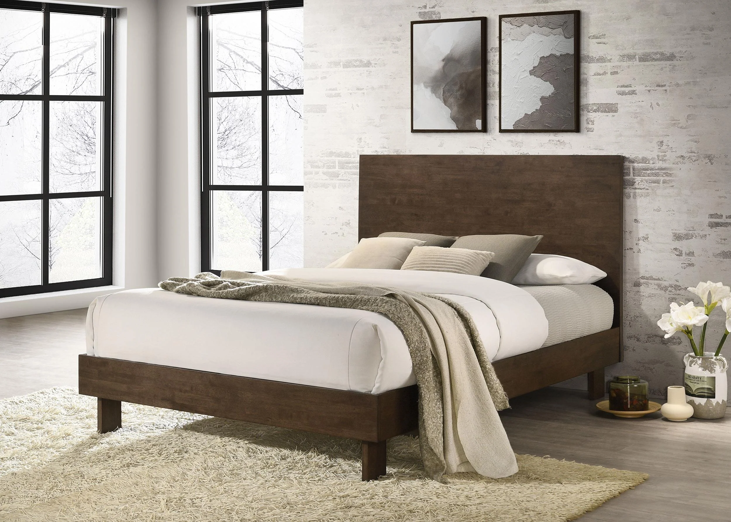 Glenwood Warm Brown 48-inch Queen Platform Panel Bed