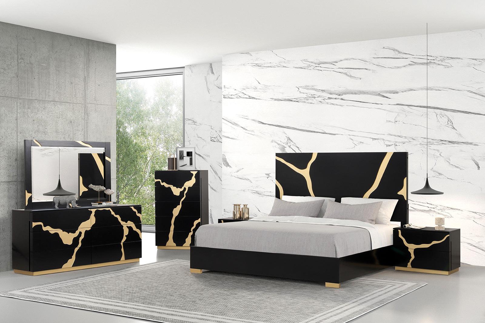 Goldsberg Black/Gold Queen Panel Bed - Image 2