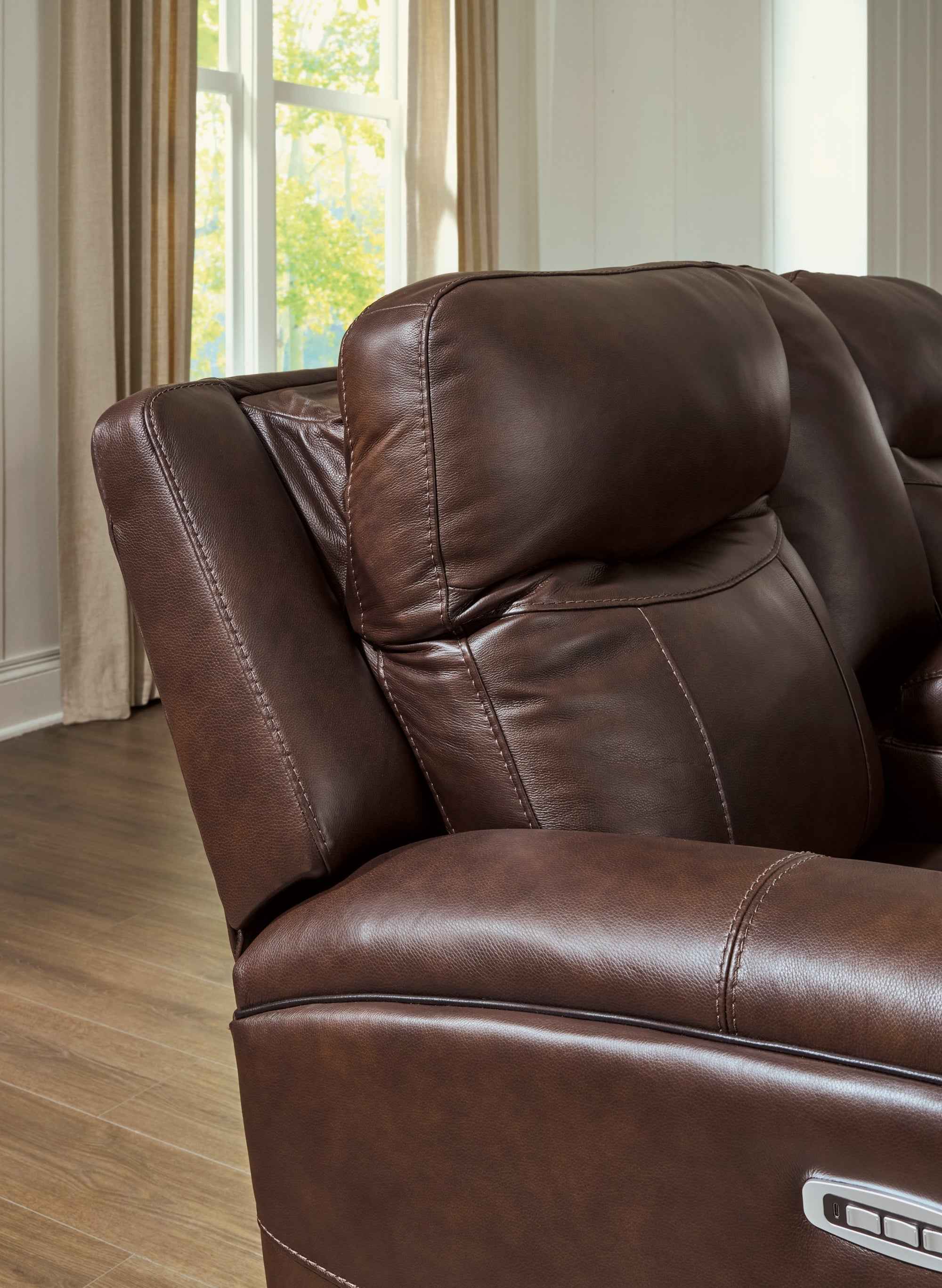 Gravier Cordova Power Reclining Loveseat with Console - Image 6