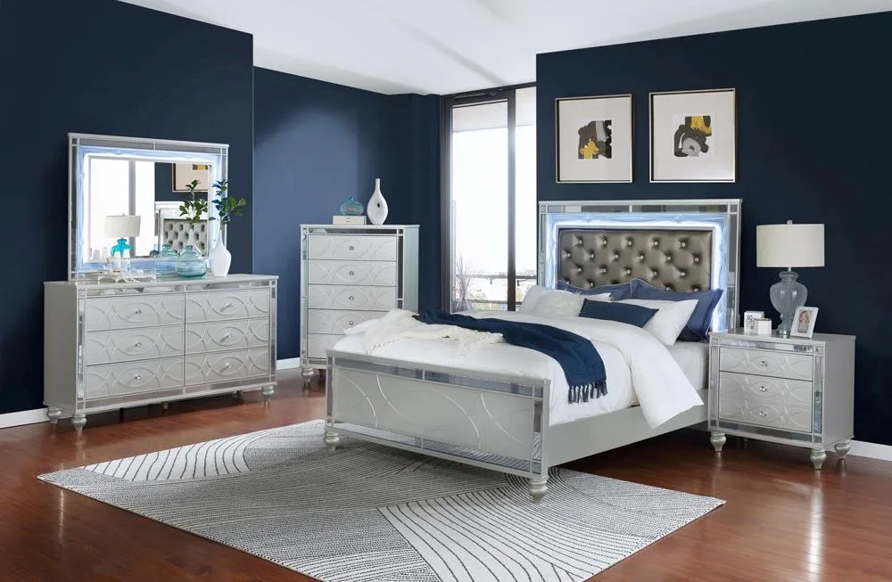 Gunnison Silver Metallic 5-Piece King Bedroom Set with LED Lighting