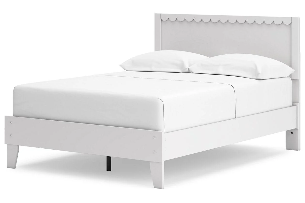 Hallityn White Full Panel Platform Bed - Image 4