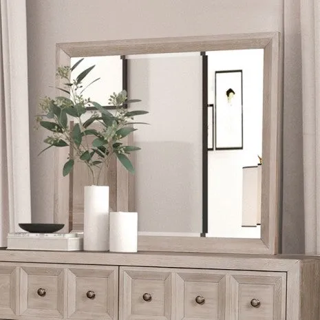 Hatton Cross Classic Tanwy 4-Piece Queen Bedroom Set - Image 5