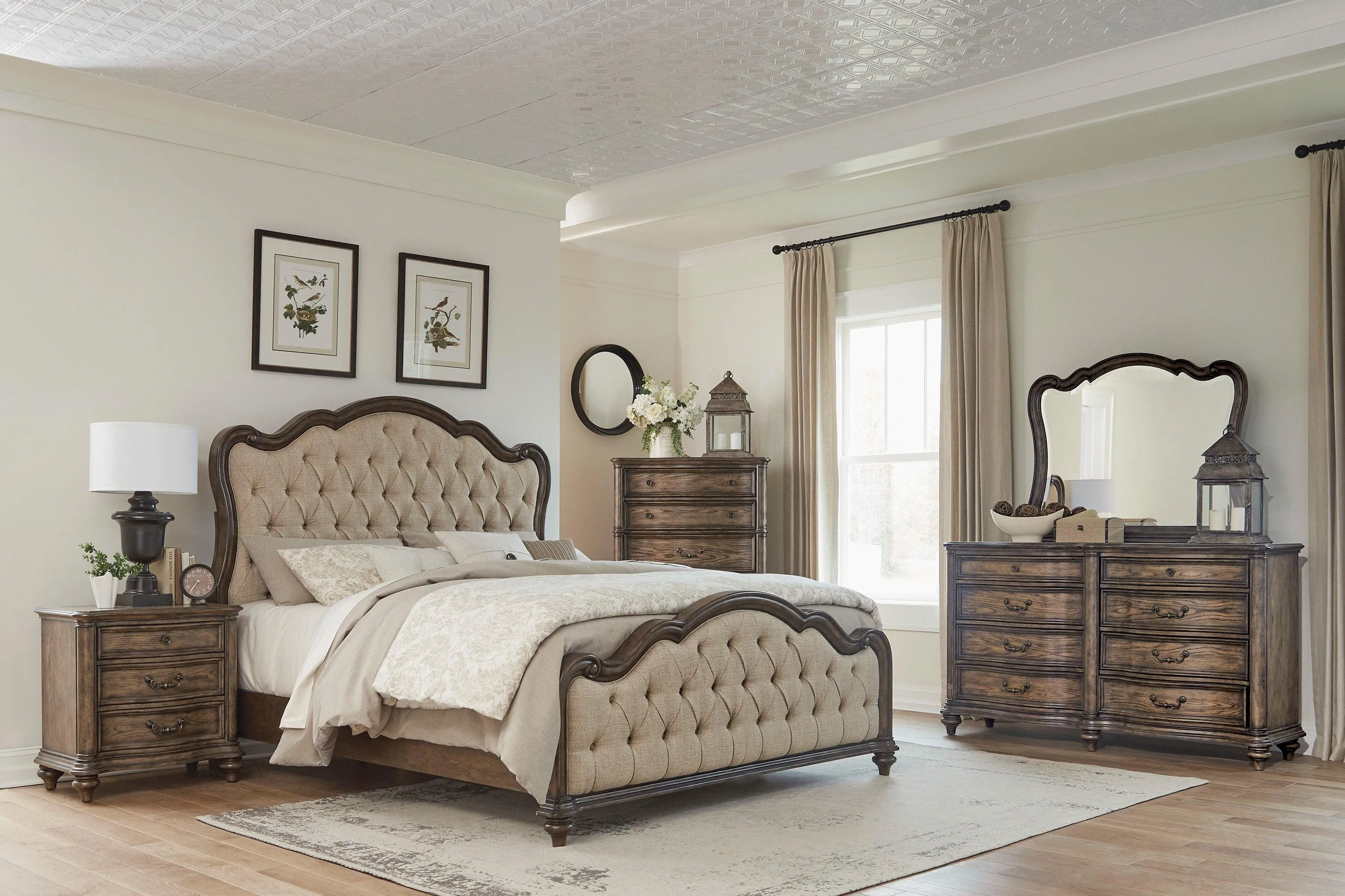 Heath Court Brown Oak Chest - Image 2