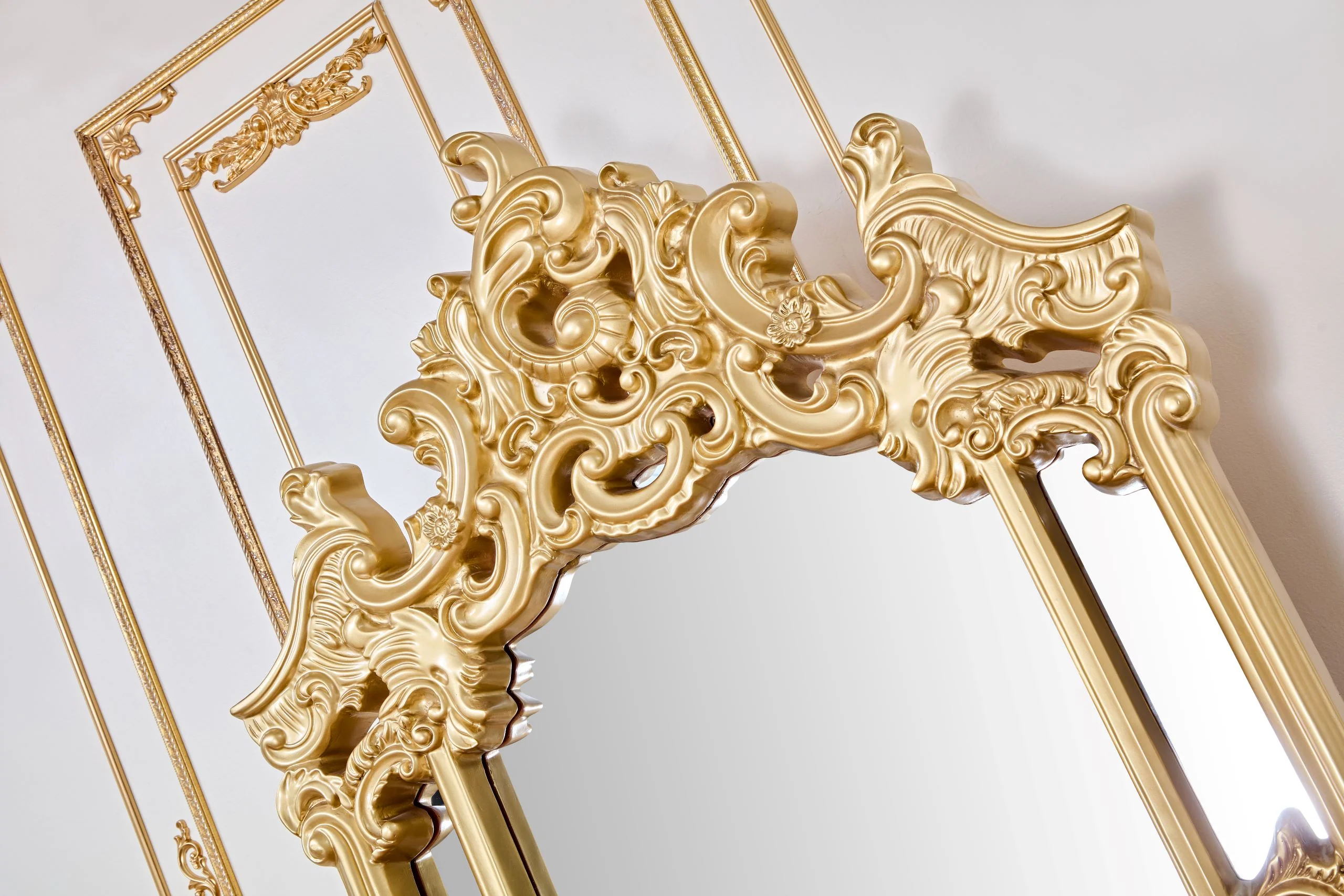 Homey Design HD-8024 Cherry/Metallic Gold Mirror
