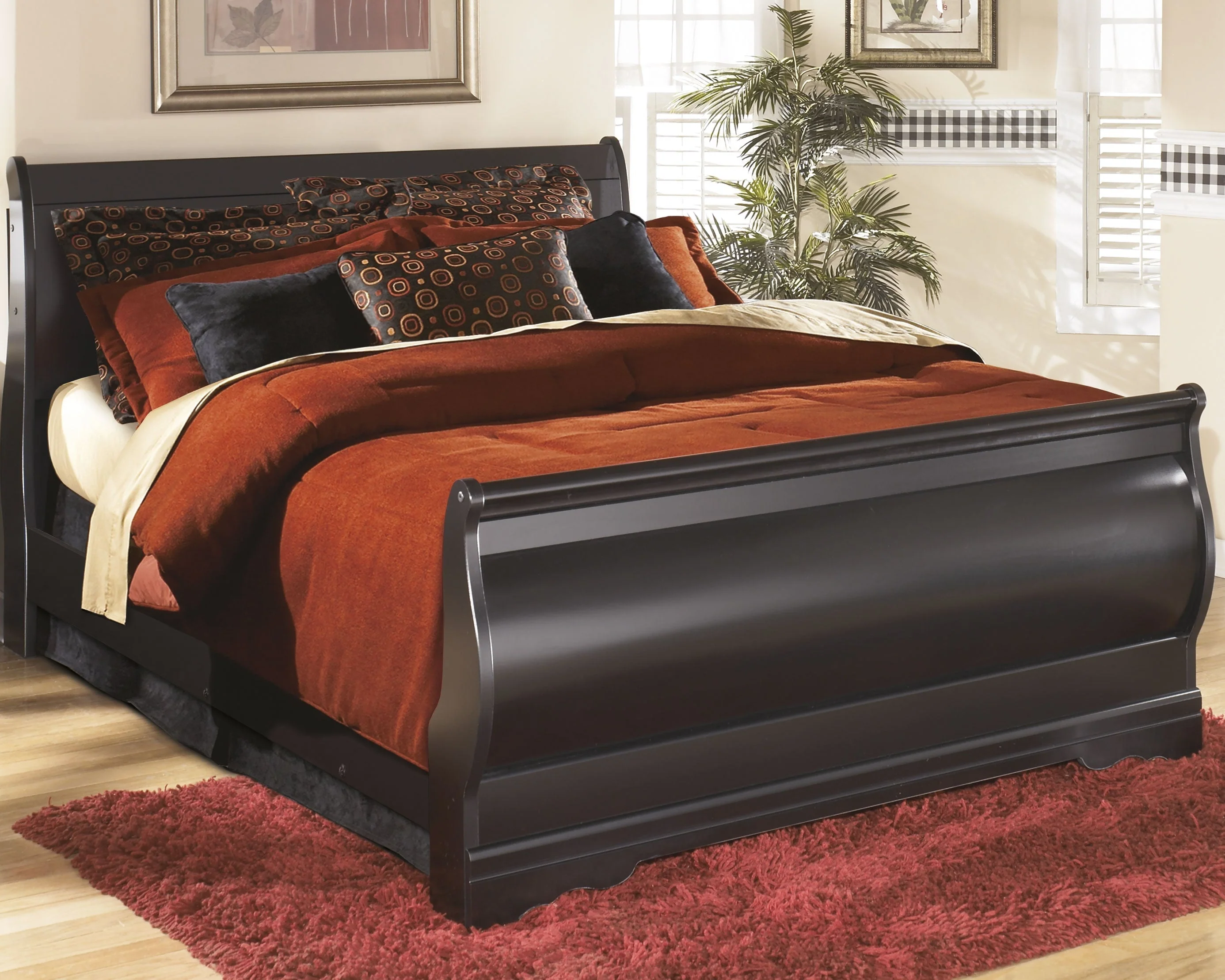 Huey Vineyard Black Sleigh Bedroom Set - Image 12