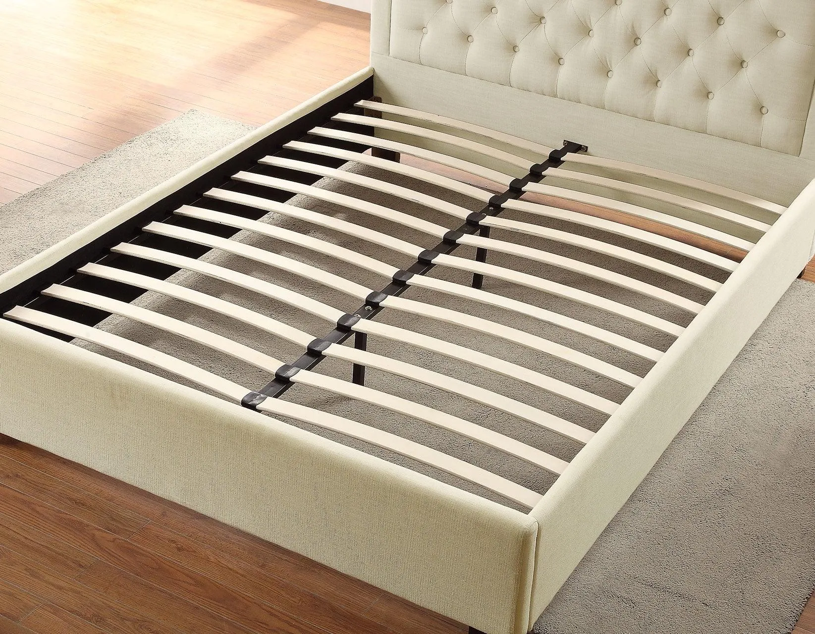 Isadora Queen Bed, White - Image 2