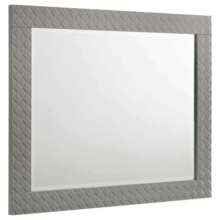 Ives Grey High Gloss 4-Piece Queen Bedroom Set - Image 7