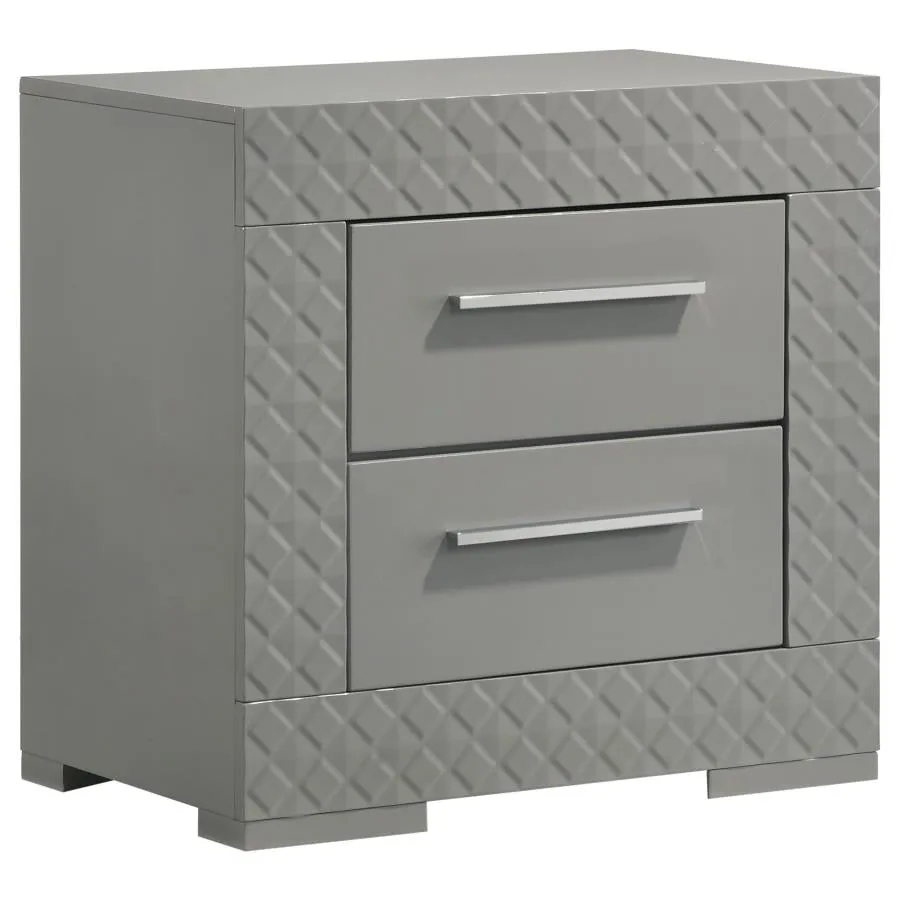 Ives Grey High Gloss 5-Piece Queen Bedroom Set - Image 5