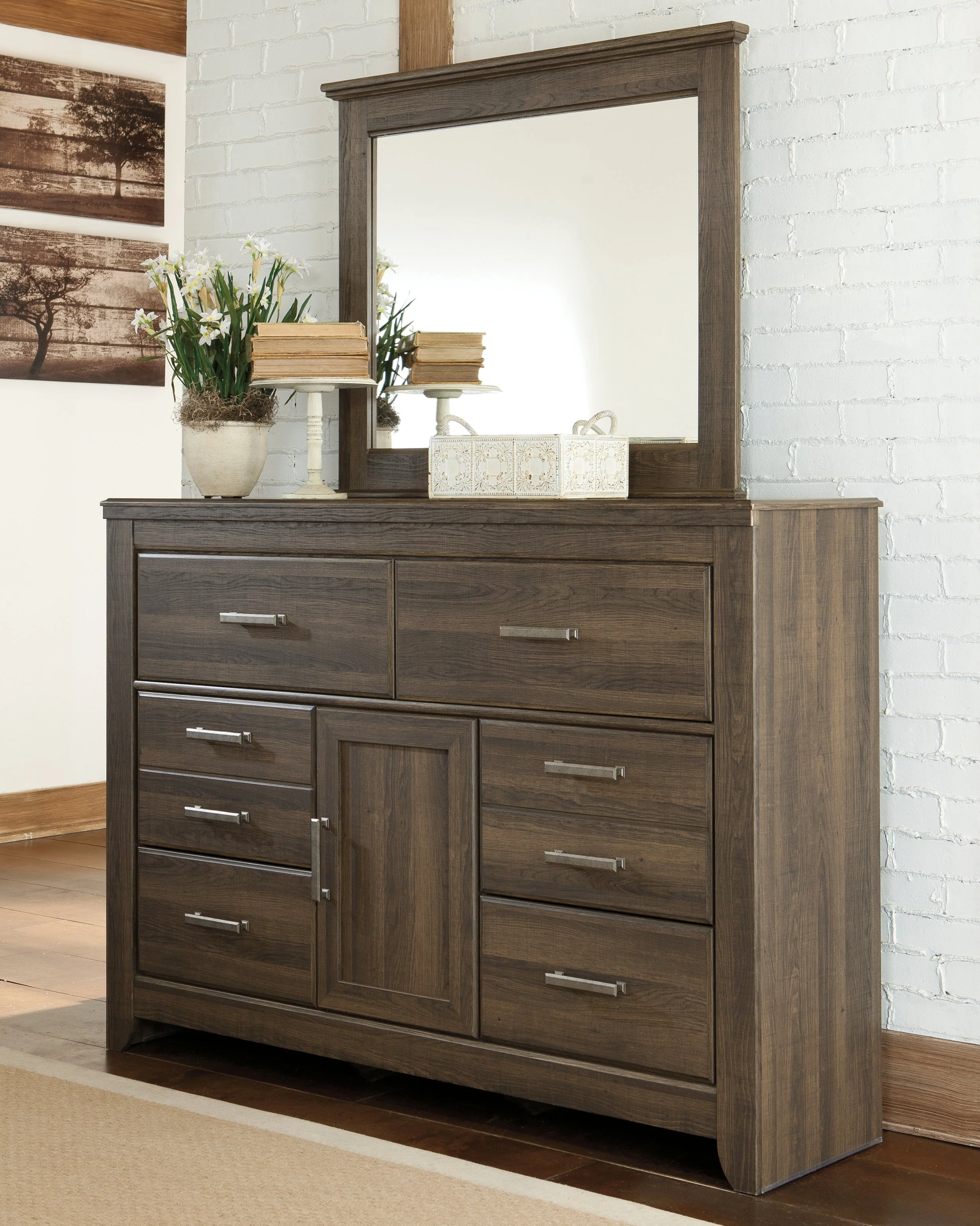 Juararo Dark Brown Poster Bedroom Set - Image 35