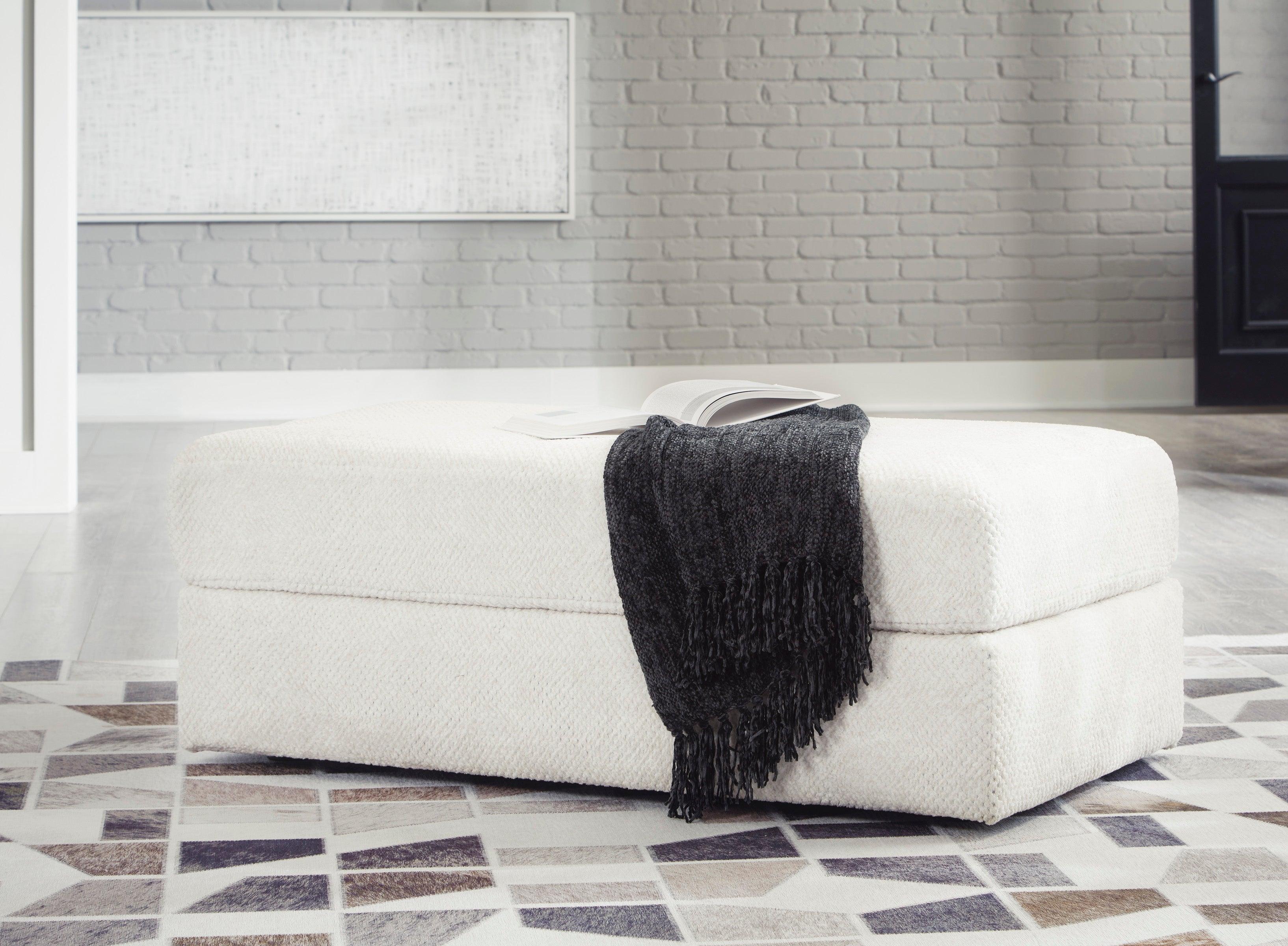 Karinne Linen Living Room Set - Image 9