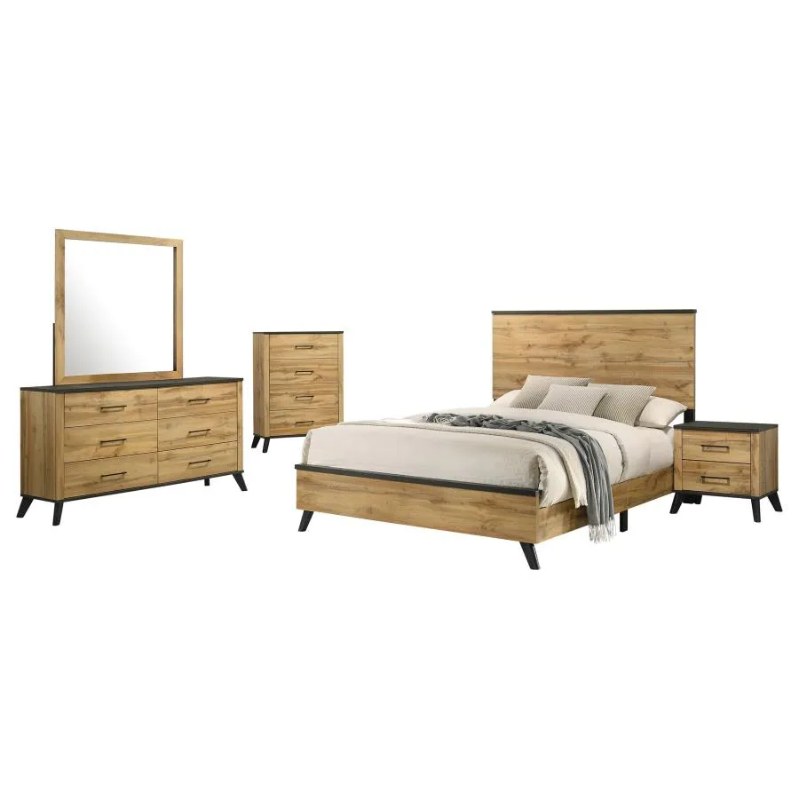 Kaywood Natural Pine 5-Piece Eastern King Bedroom Set - Image 2