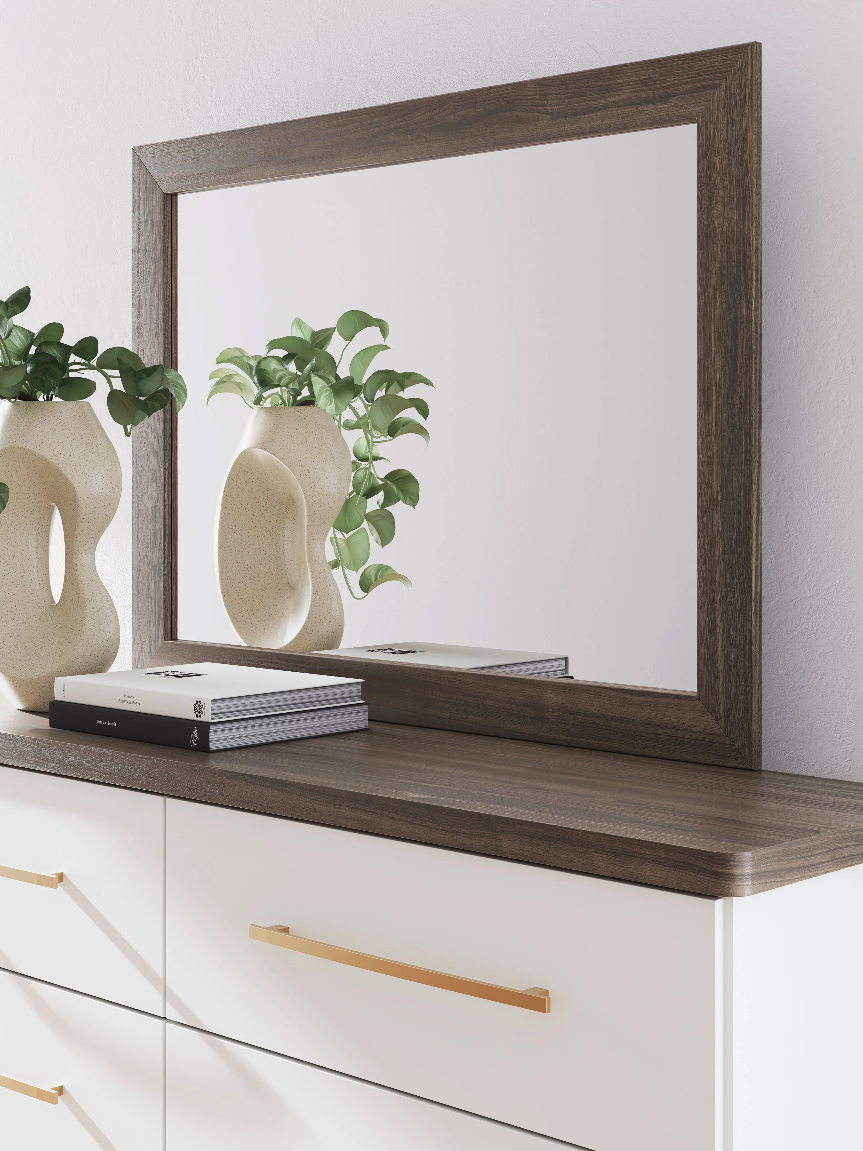 Kendanport Brown Bedroom Mirror - Image 2